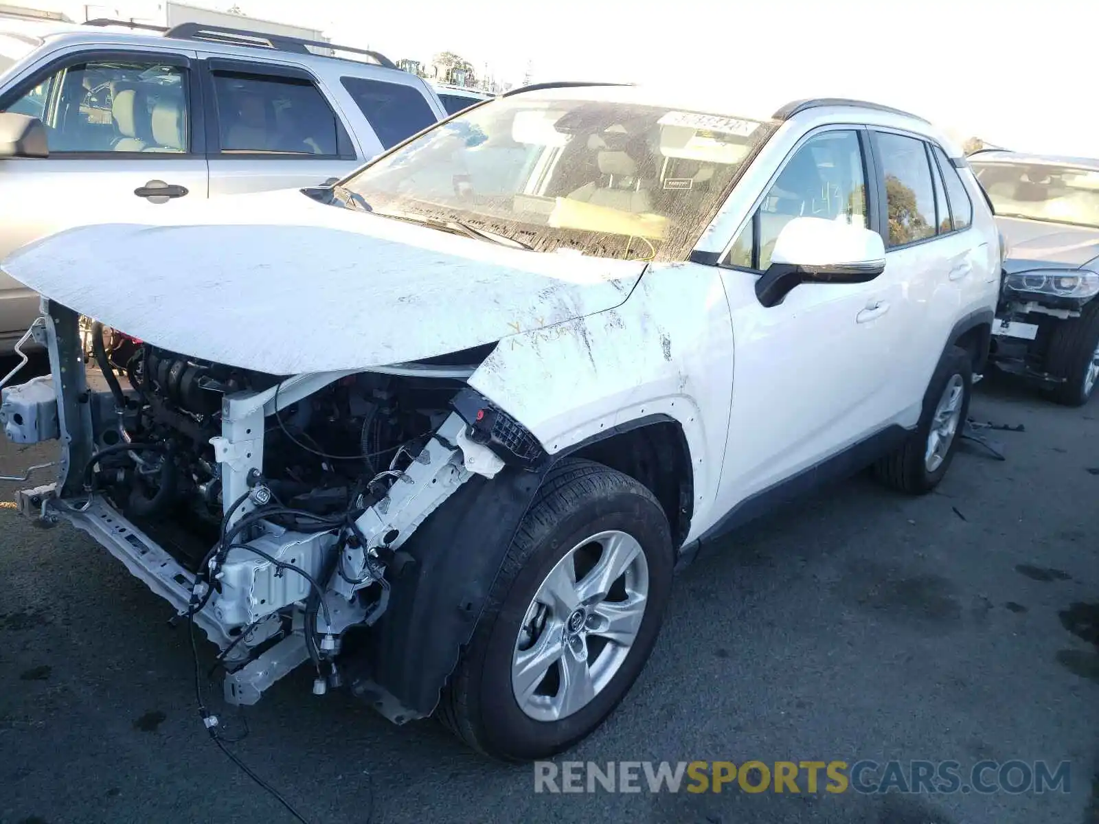 2 Photograph of a damaged car 2T3P1RFV4LC091956 TOYOTA RAV4 2020