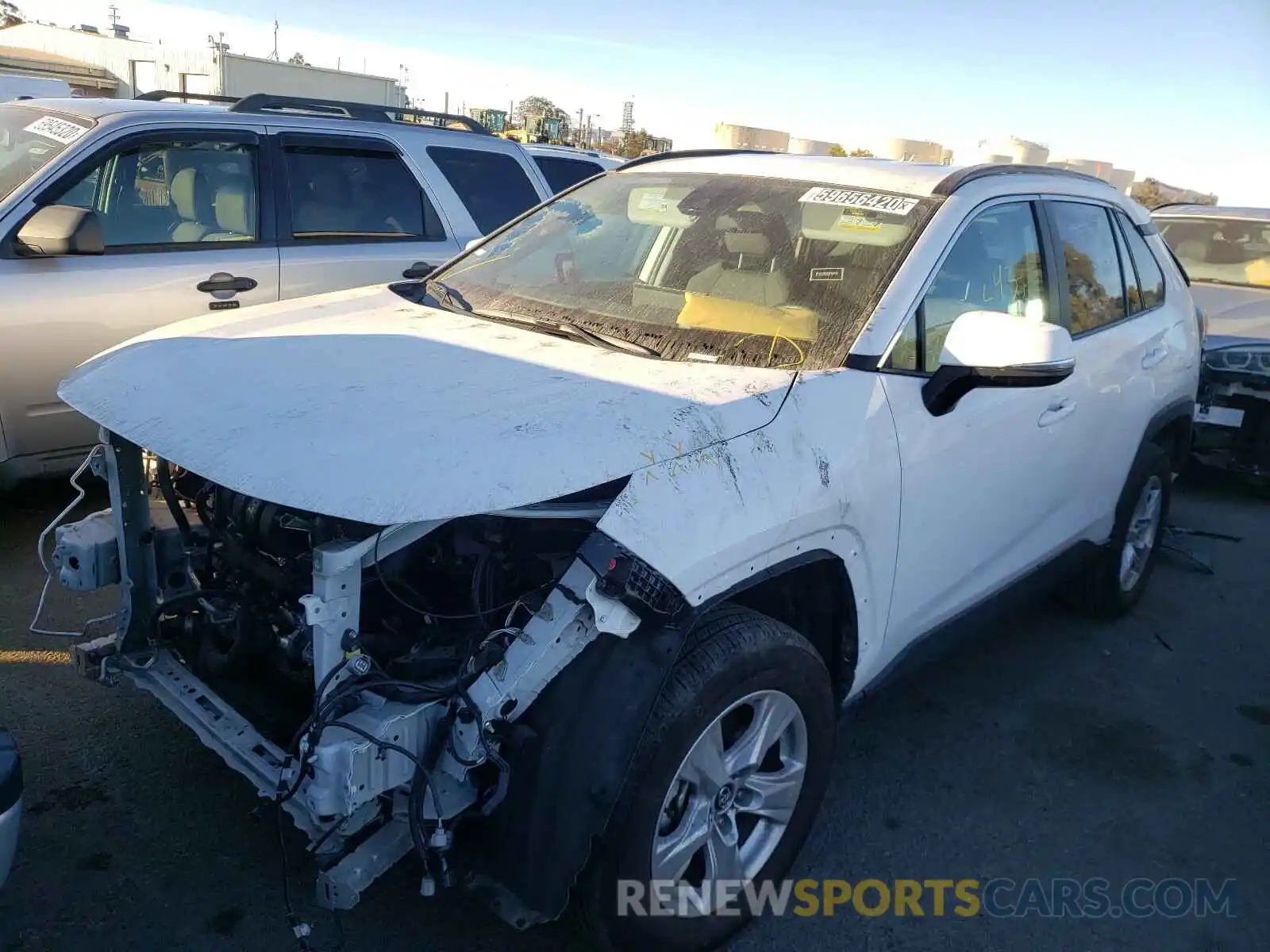 9 Photograph of a damaged car 2T3P1RFV4LC091956 TOYOTA RAV4 2020