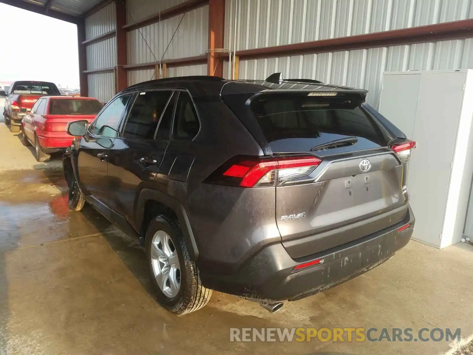 3 Photograph of a damaged car 2T3P1RFV4LC093268 TOYOTA RAV4 2020