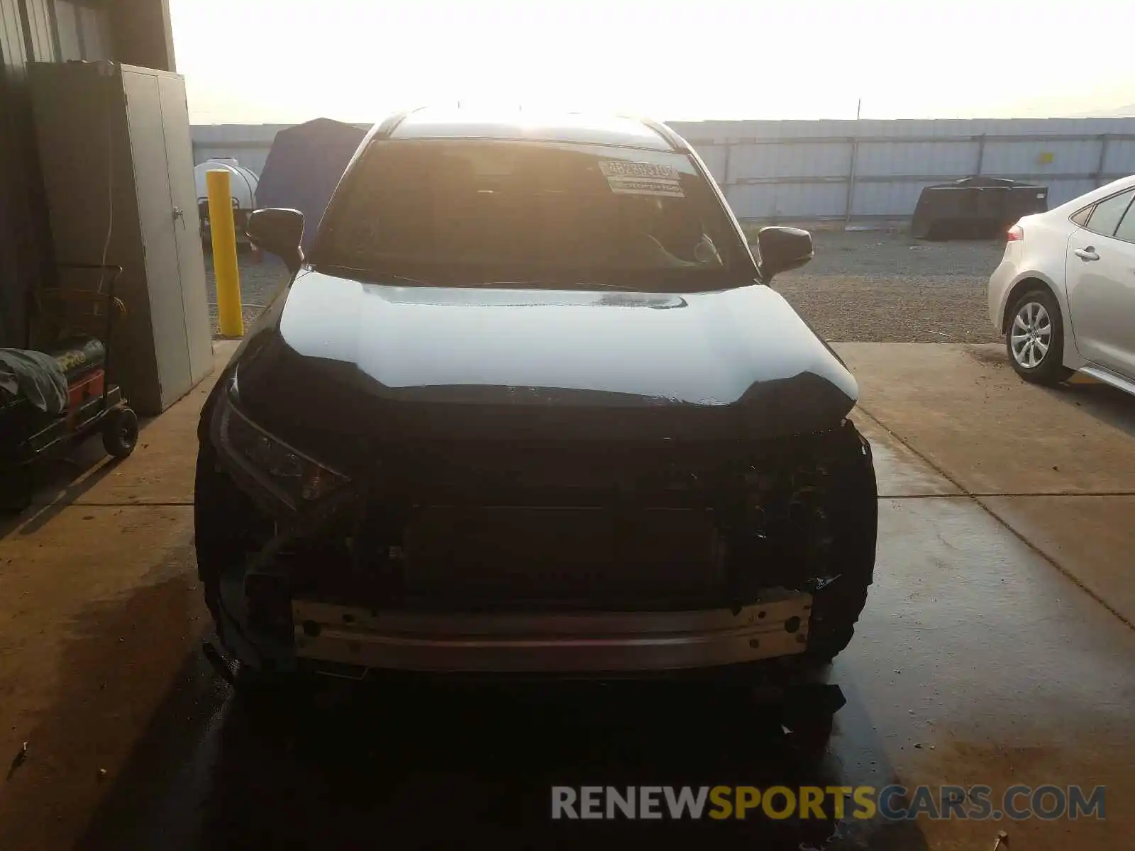 9 Photograph of a damaged car 2T3P1RFV4LC093268 TOYOTA RAV4 2020