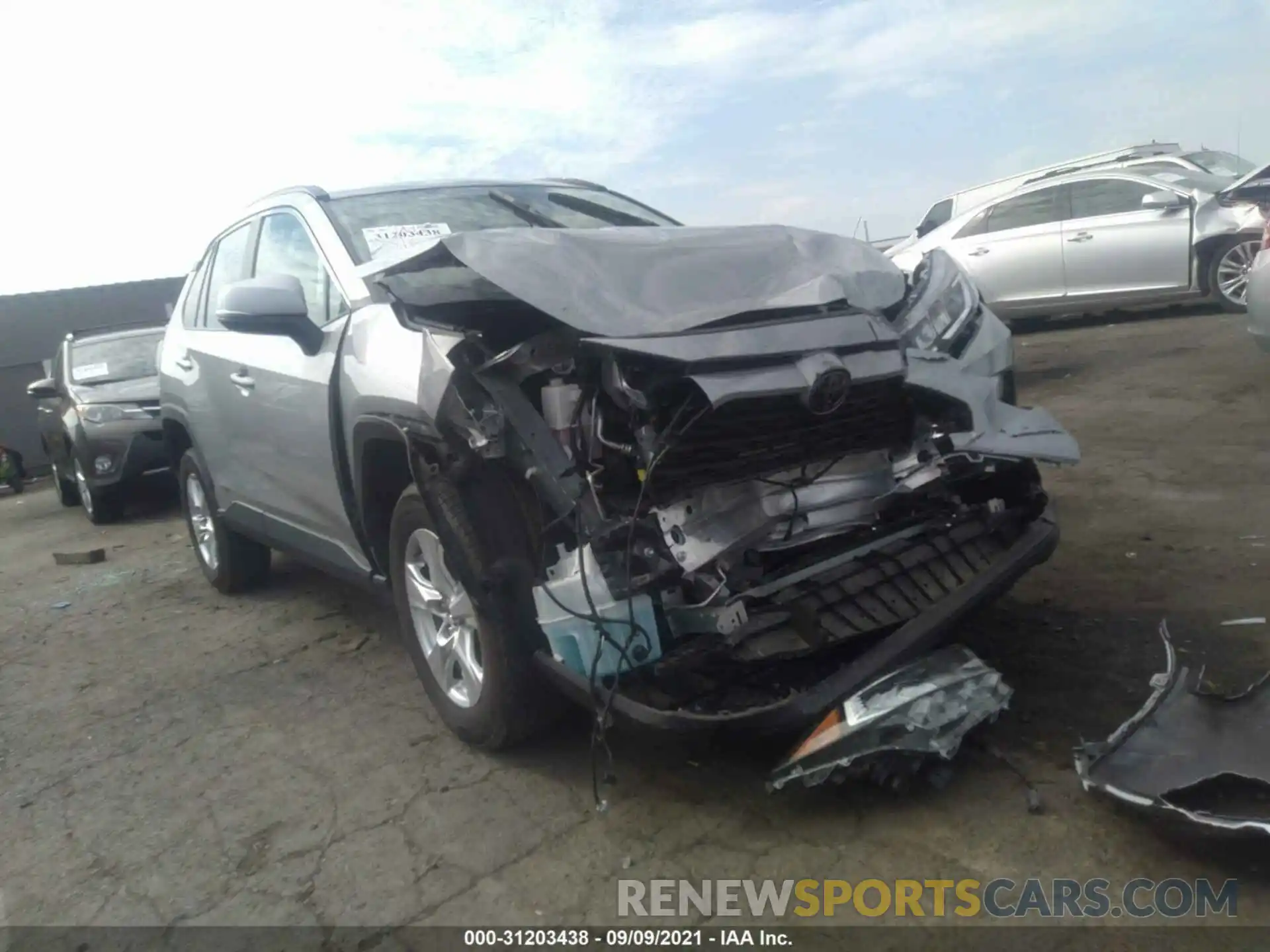 1 Photograph of a damaged car 2T3P1RFV4LC093626 TOYOTA RAV4 2020