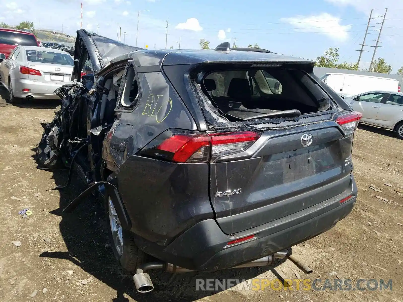 3 Photograph of a damaged car 2T3P1RFV4LC096722 TOYOTA RAV4 2020