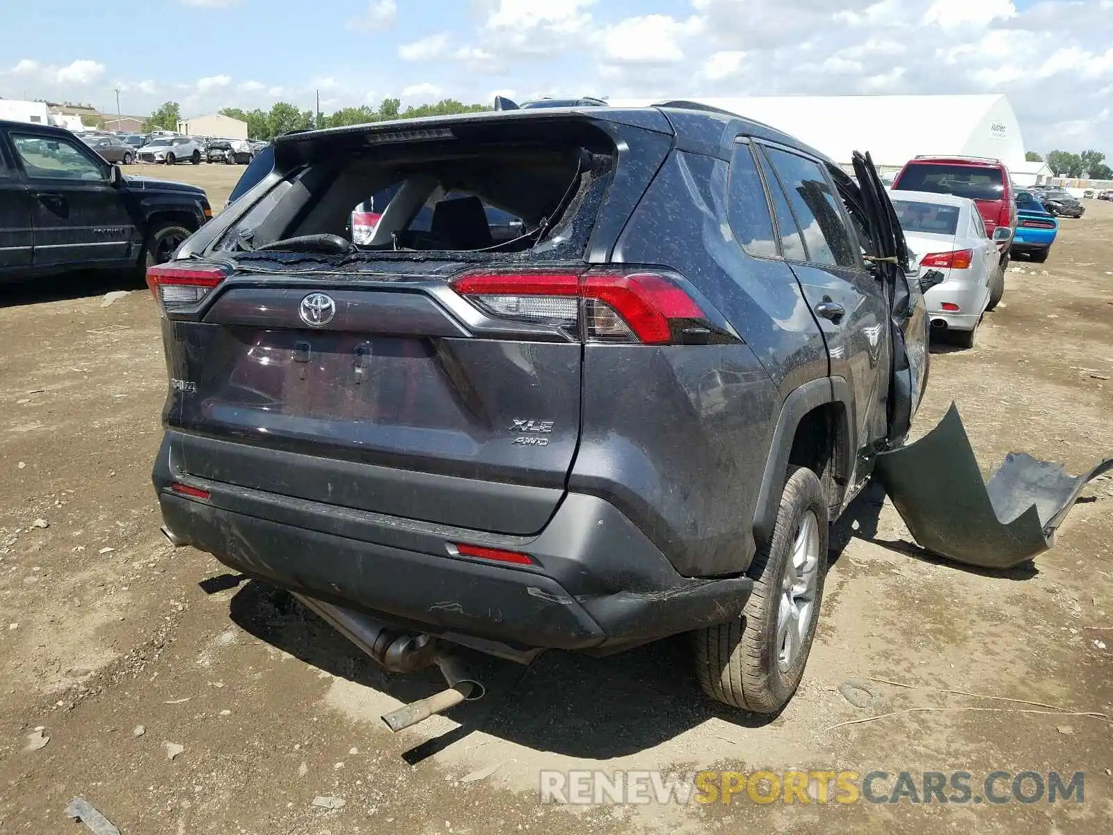 4 Photograph of a damaged car 2T3P1RFV4LC096722 TOYOTA RAV4 2020