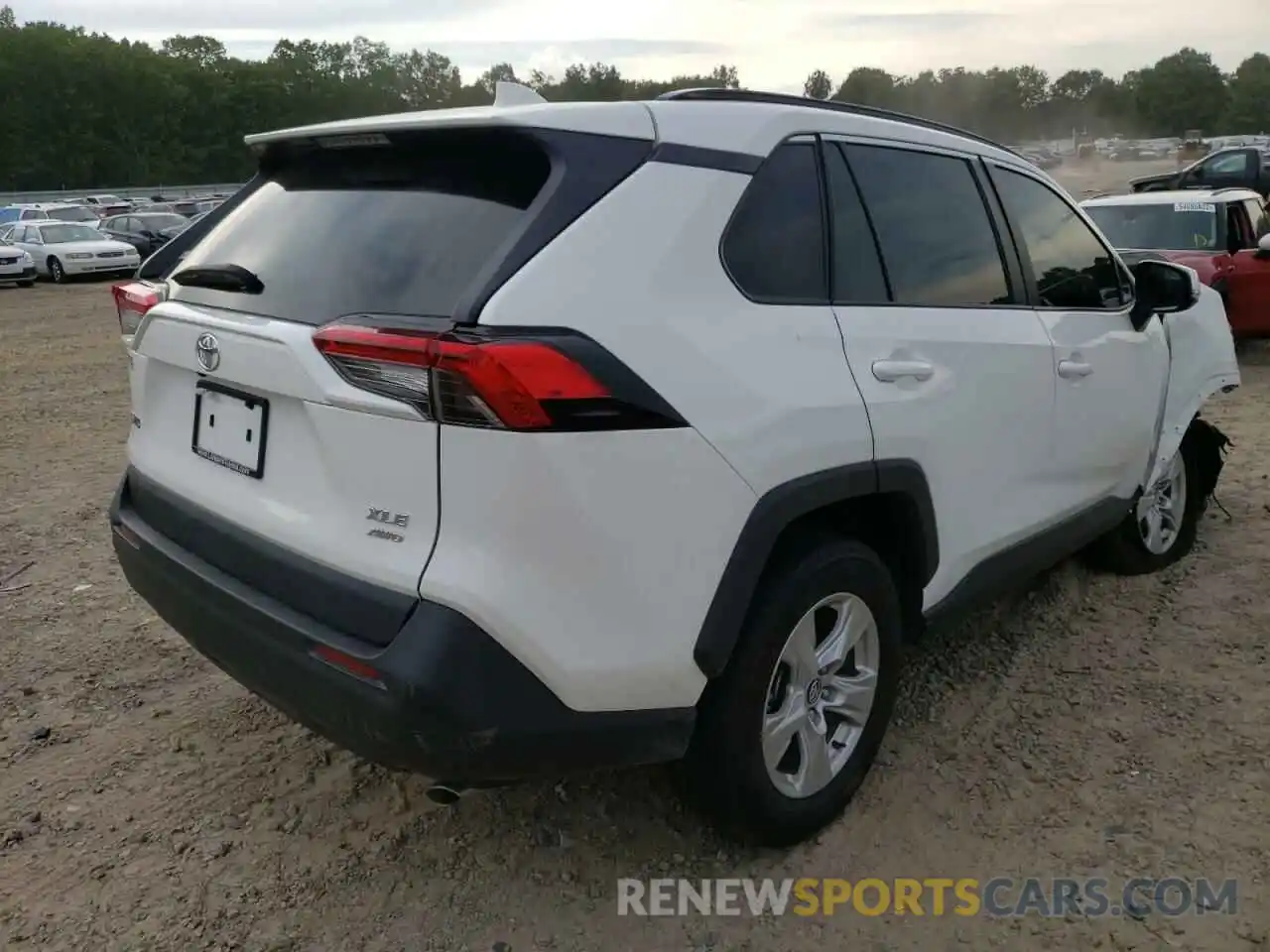 4 Photograph of a damaged car 2T3P1RFV4LC098065 TOYOTA RAV4 2020