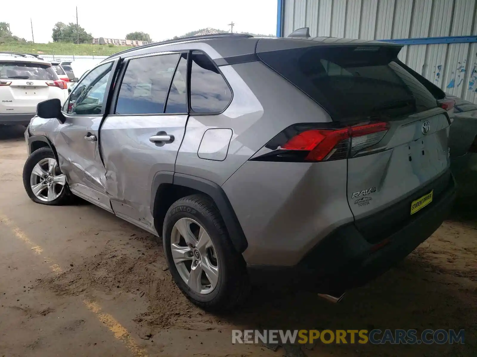 3 Photograph of a damaged car 2T3P1RFV4LC103720 TOYOTA RAV4 2020