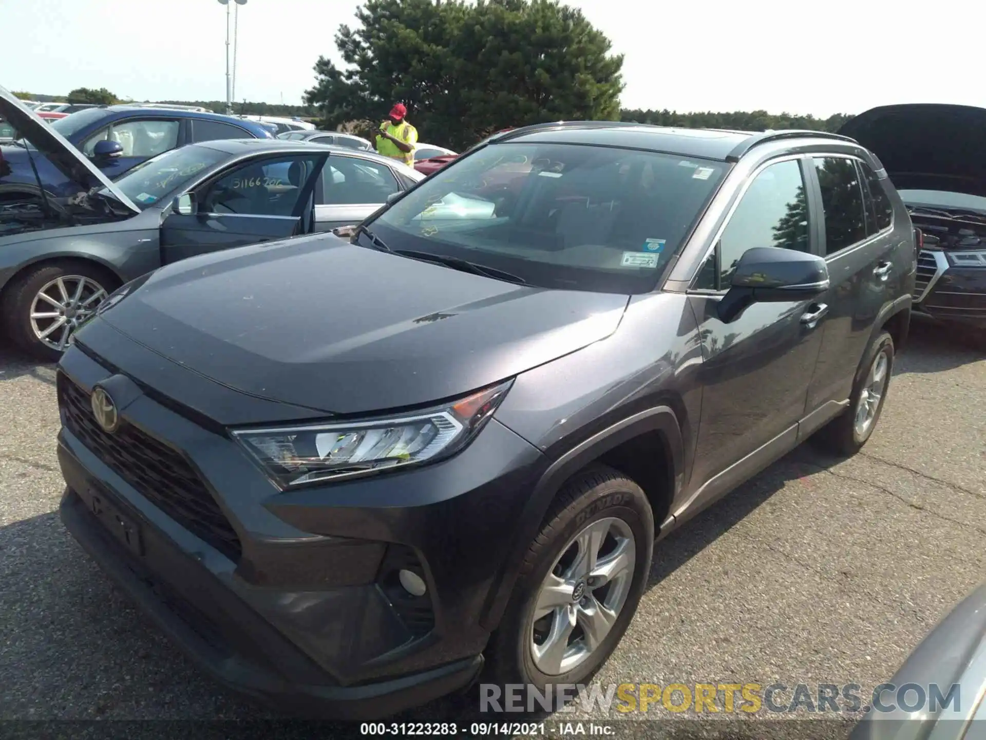 2 Photograph of a damaged car 2T3P1RFV4LC111414 TOYOTA RAV4 2020