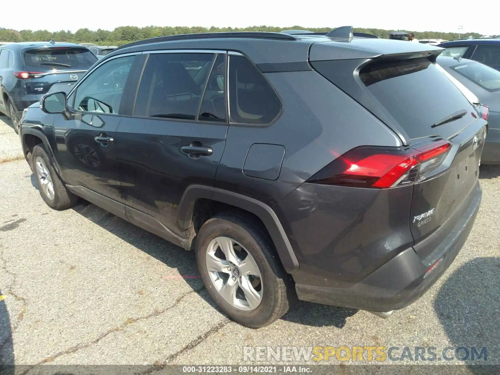 3 Photograph of a damaged car 2T3P1RFV4LC111414 TOYOTA RAV4 2020