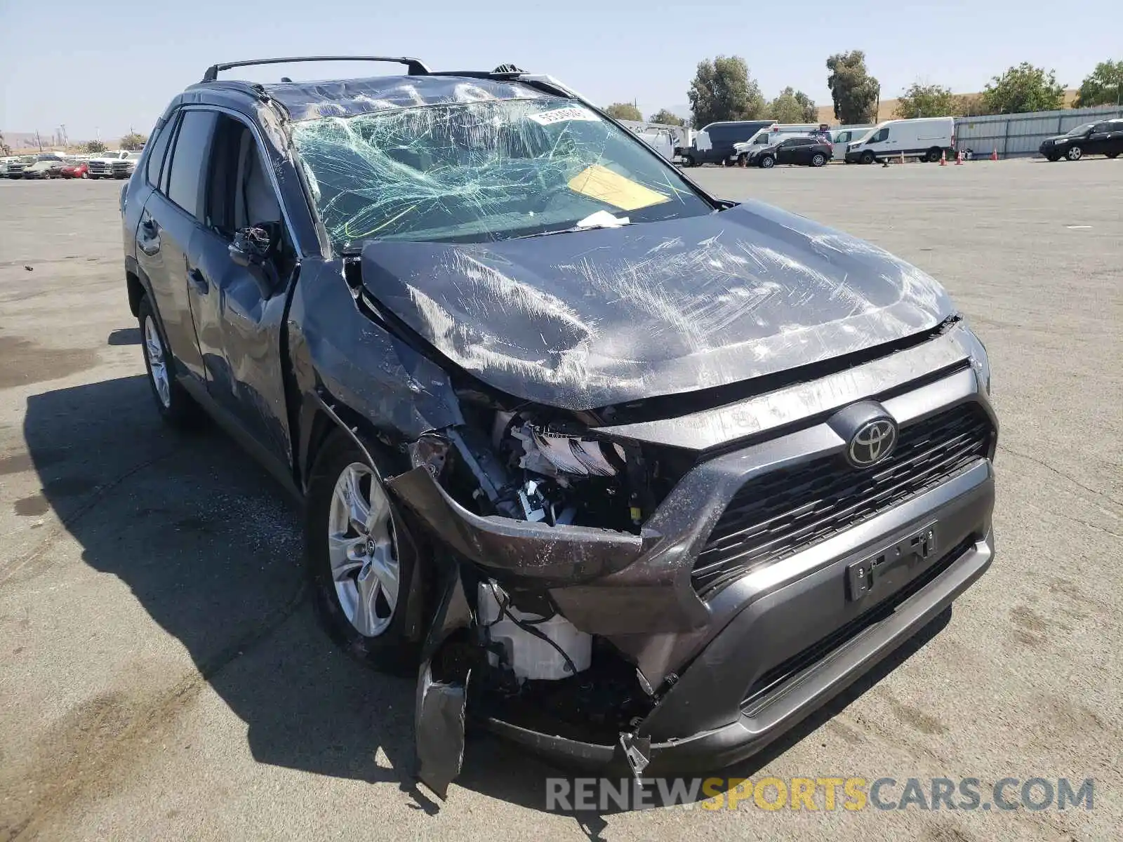 1 Photograph of a damaged car 2T3P1RFV4LC120632 TOYOTA RAV4 2020