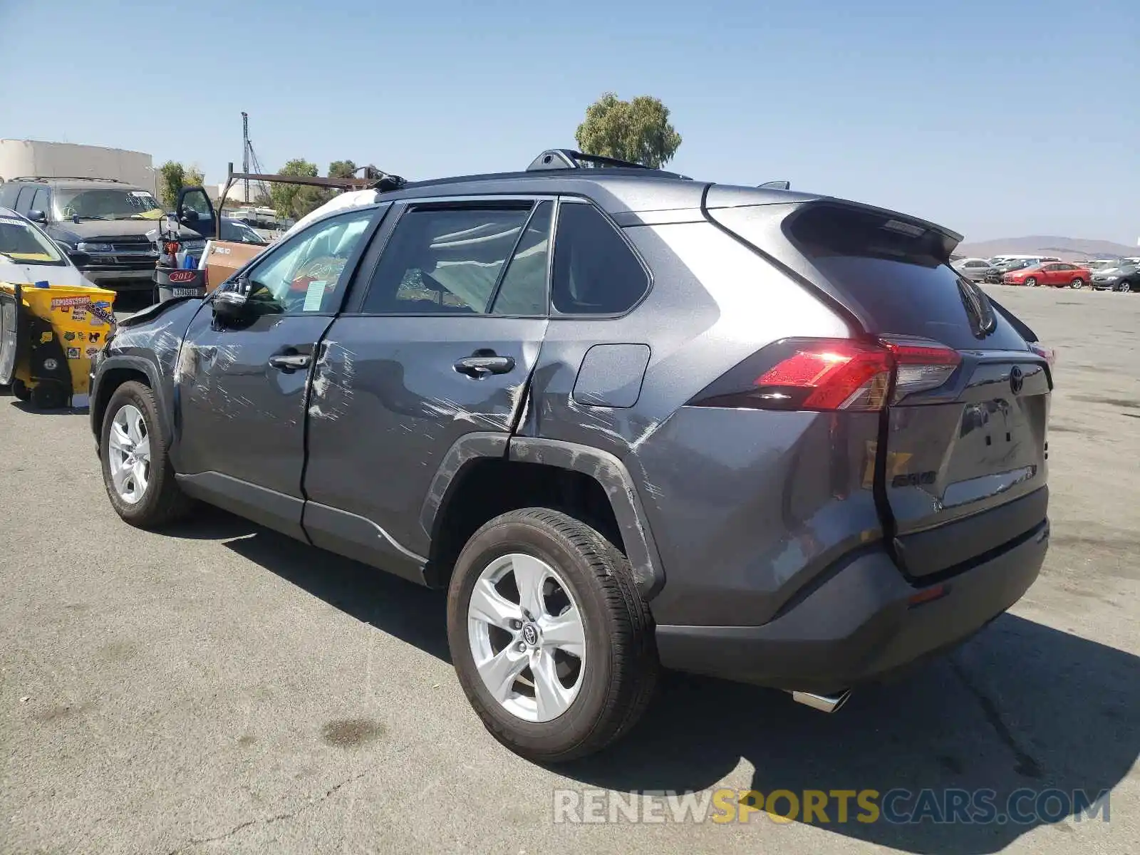 3 Photograph of a damaged car 2T3P1RFV4LC120632 TOYOTA RAV4 2020