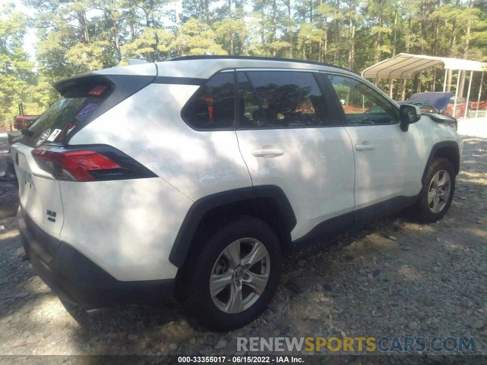 4 Photograph of a damaged car 2T3P1RFV4LC123112 TOYOTA RAV4 2020