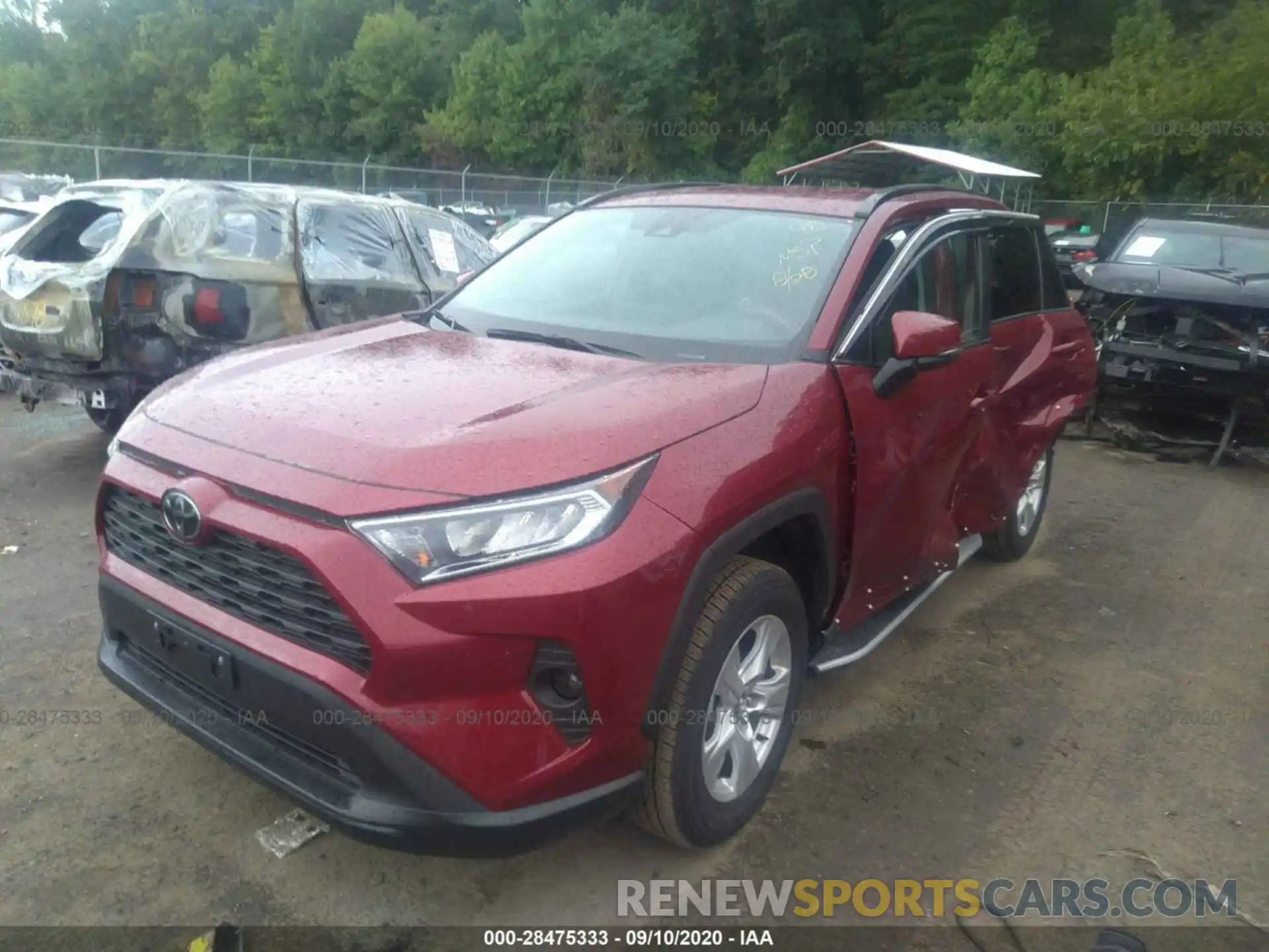 2 Photograph of a damaged car 2T3P1RFV4LW085153 TOYOTA RAV4 2020