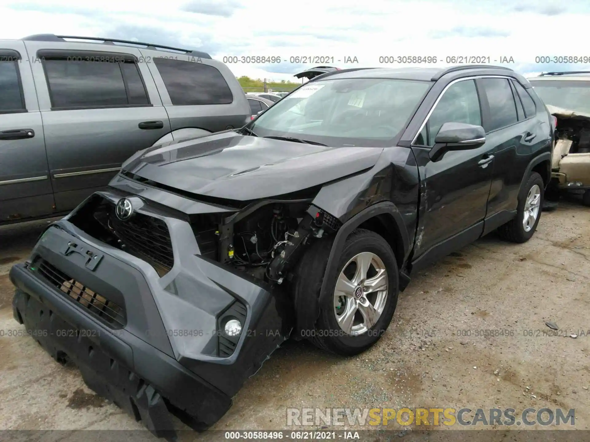 2 Photograph of a damaged car 2T3P1RFV4LW115770 TOYOTA RAV4 2020