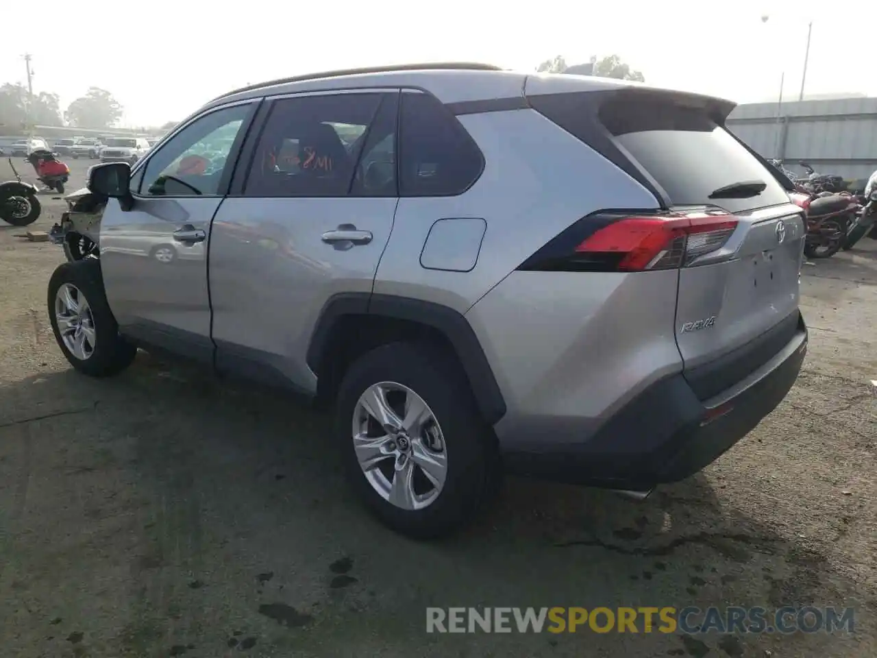 3 Photograph of a damaged car 2T3P1RFV4LW121035 TOYOTA RAV4 2020