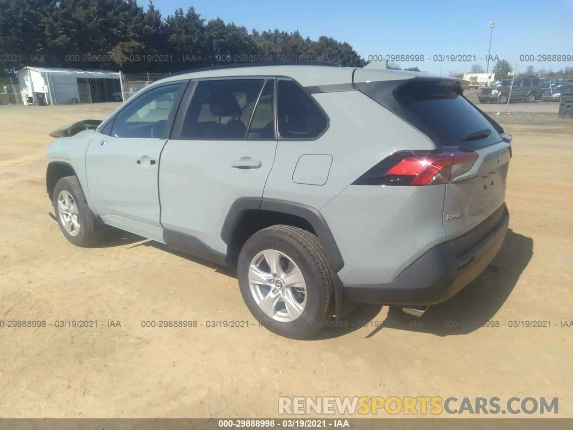 3 Photograph of a damaged car 2T3P1RFV4LW137882 TOYOTA RAV4 2020