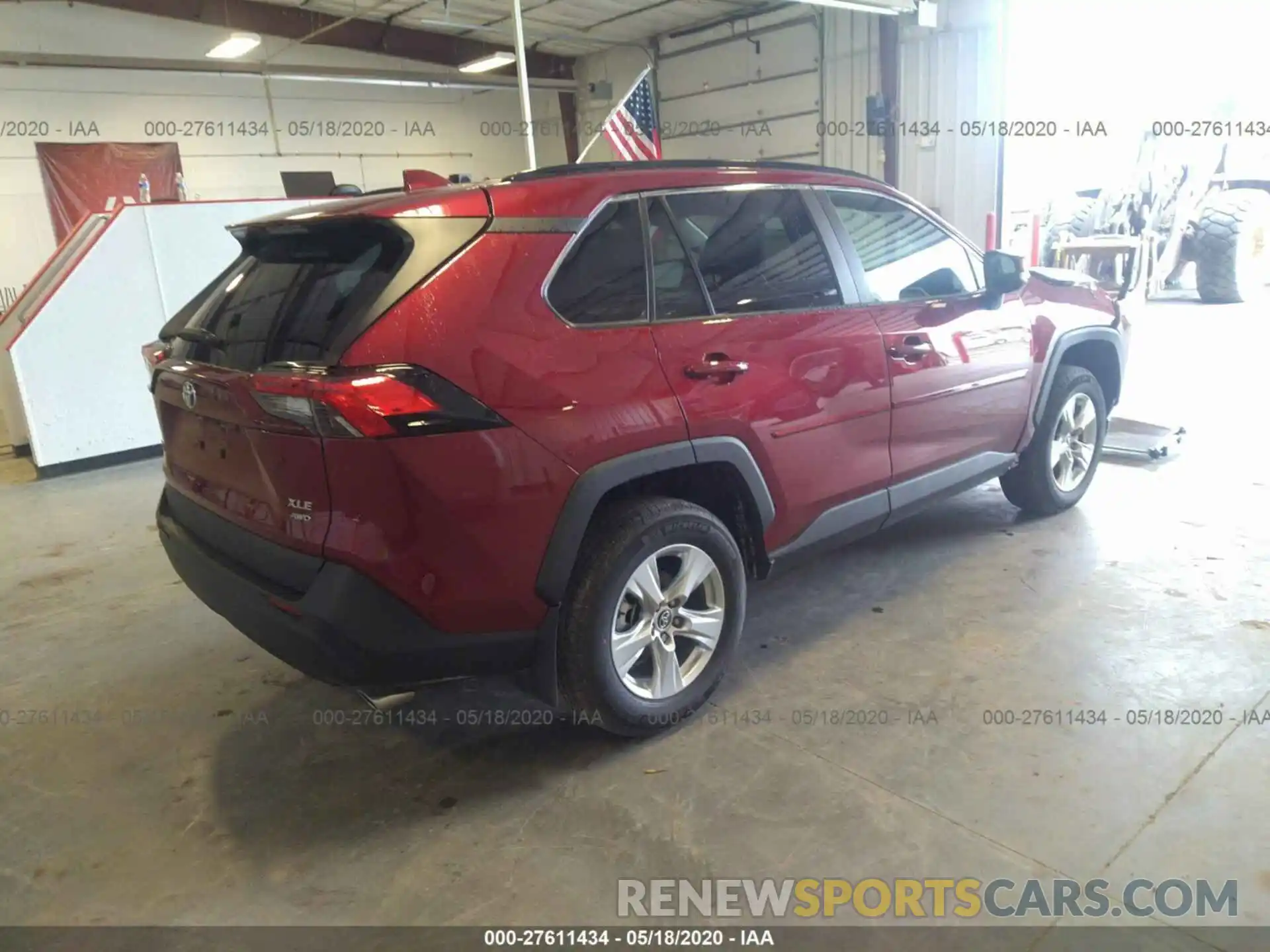 4 Photograph of a damaged car 2T3P1RFV5LC067584 TOYOTA RAV4 2020