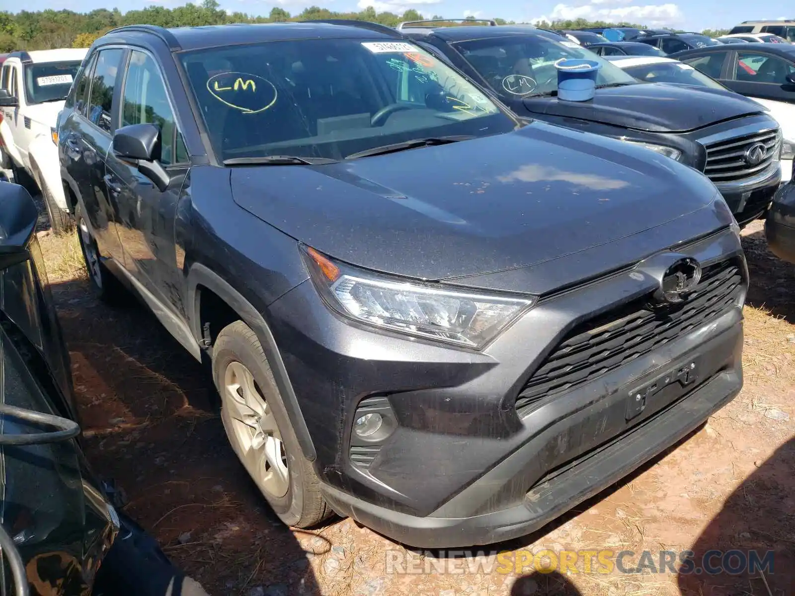 1 Photograph of a damaged car 2T3P1RFV5LC084305 TOYOTA RAV4 2020