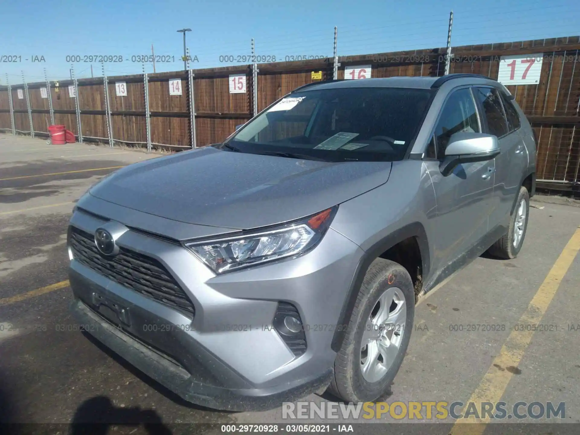 2 Photograph of a damaged car 2T3P1RFV5LC099743 TOYOTA RAV4 2020