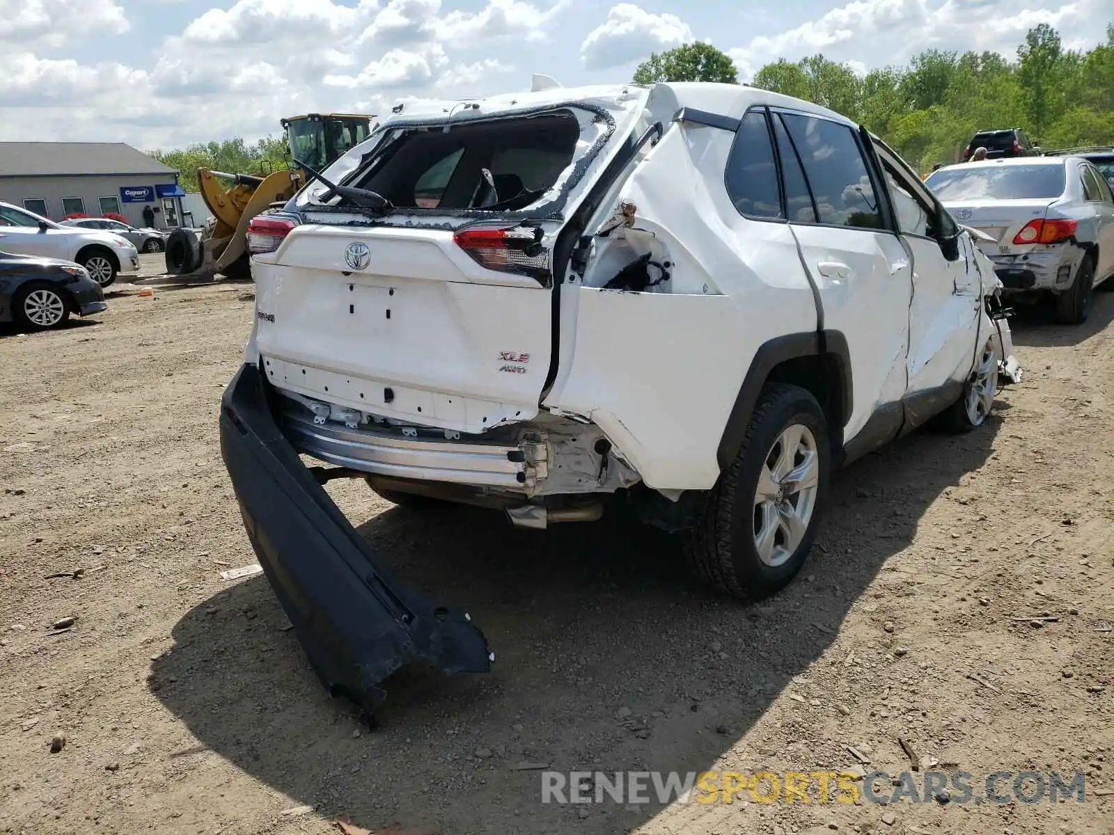 4 Photograph of a damaged car 2T3P1RFV5LC100227 TOYOTA RAV4 2020