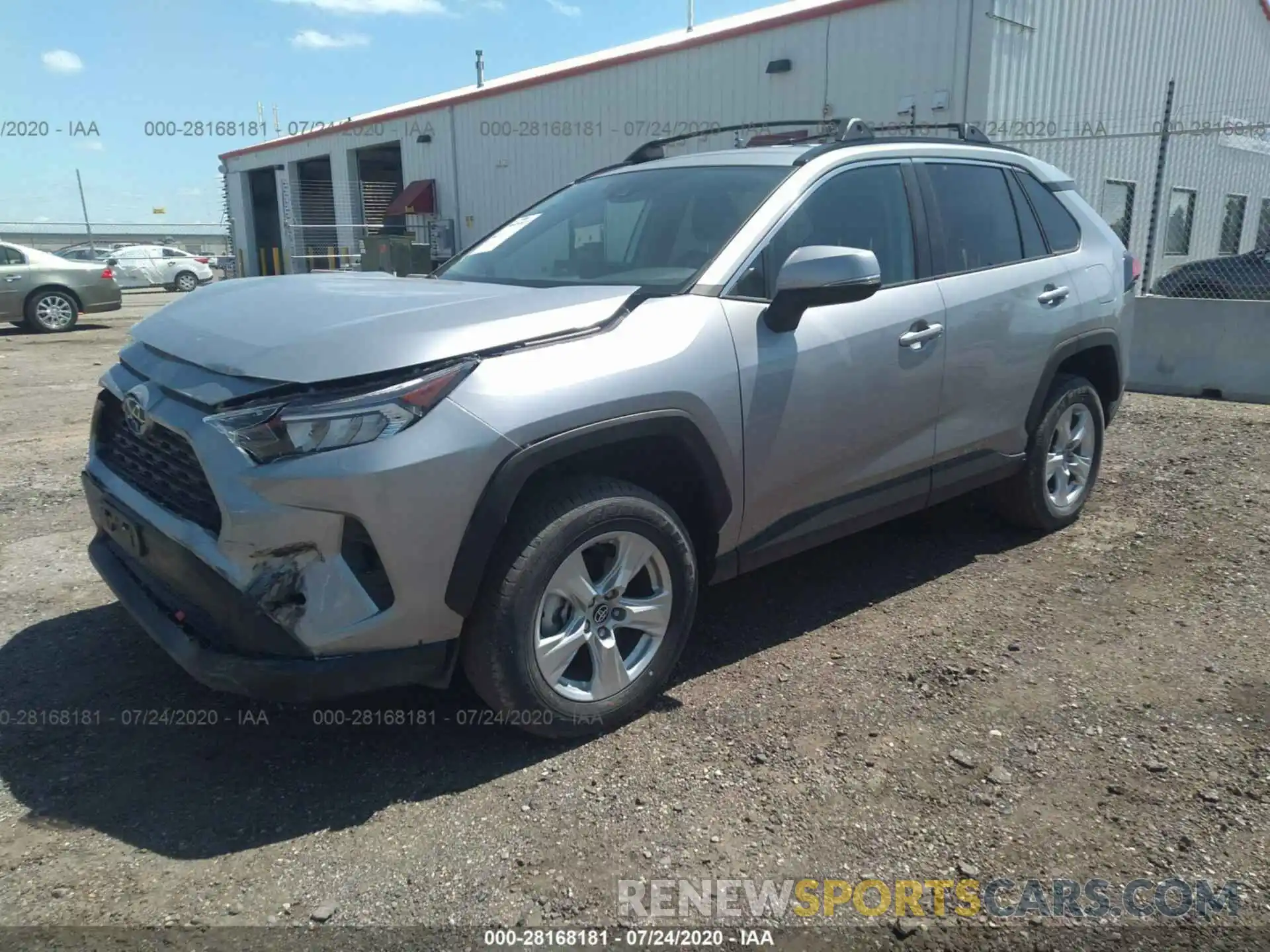 2 Фотография поврежденного автомобиля 2T3P1RFV5LC101040 TOYOTA RAV4 2020