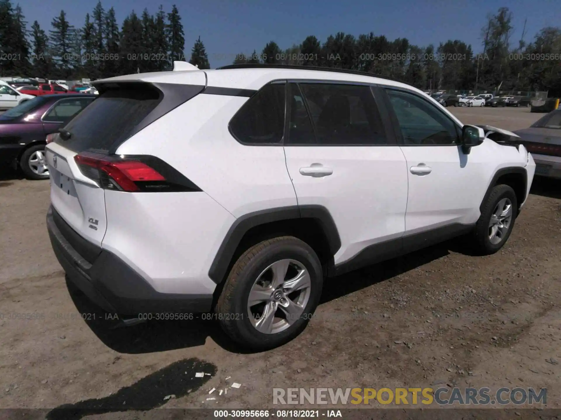 4 Photograph of a damaged car 2T3P1RFV5LC112233 TOYOTA RAV4 2020