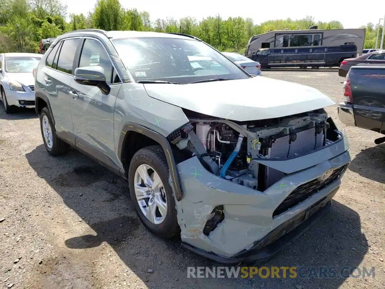 1 Photograph of a damaged car 2T3P1RFV5LC117965 TOYOTA RAV4 2020