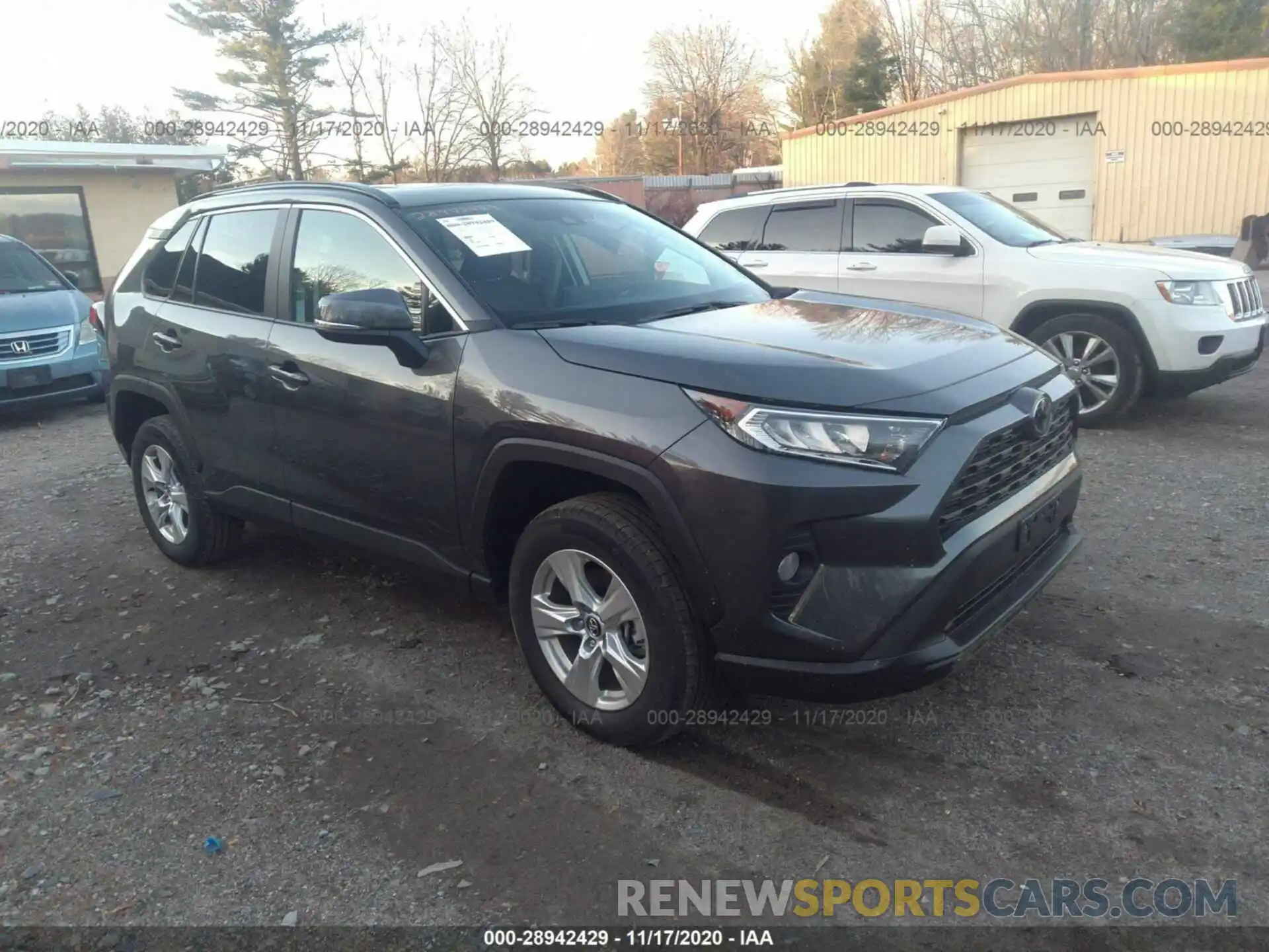 1 Photograph of a damaged car 2T3P1RFV5LC131247 TOYOTA RAV4 2020