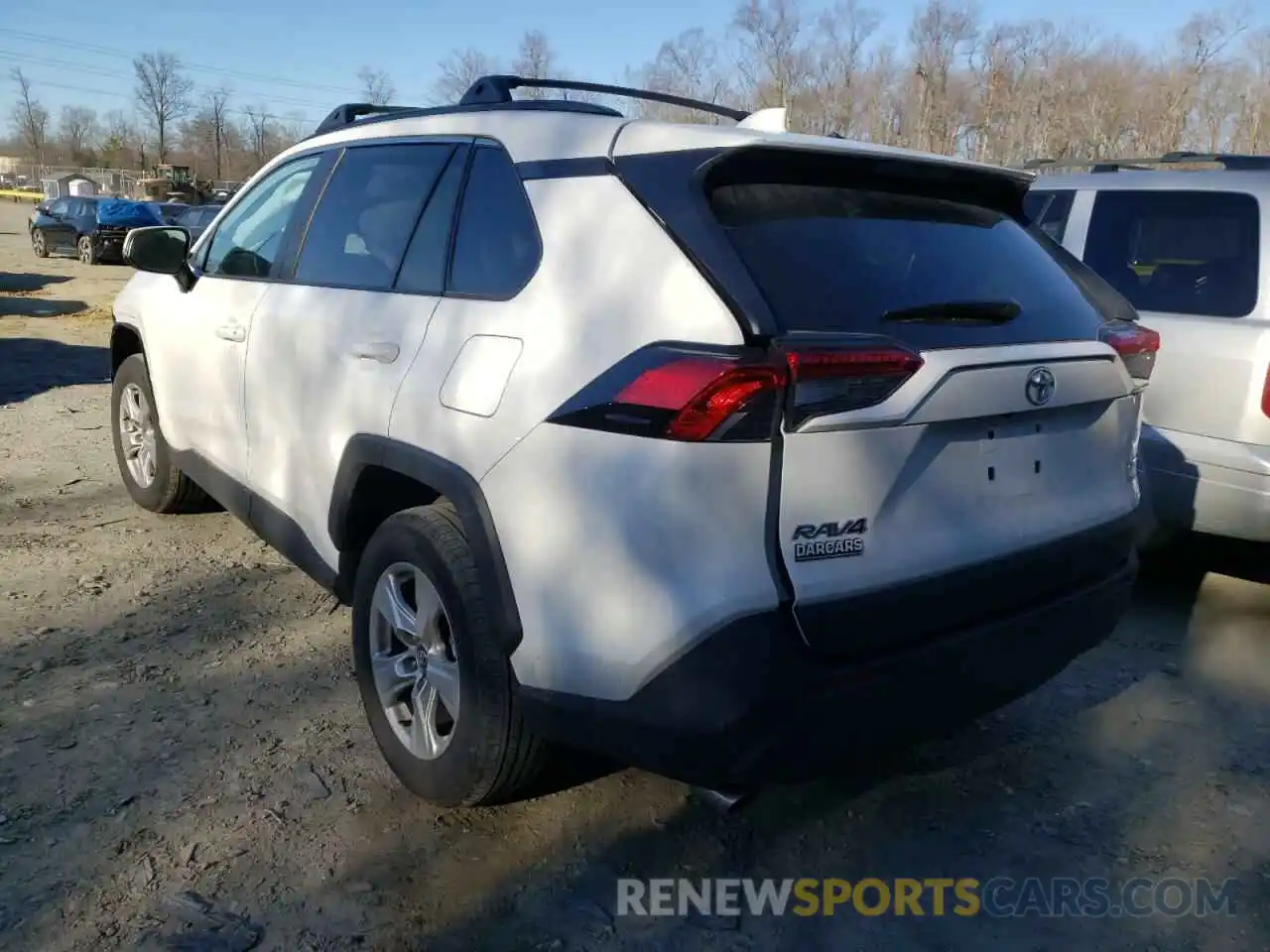 3 Photograph of a damaged car 2T3P1RFV5LC136225 TOYOTA RAV4 2020