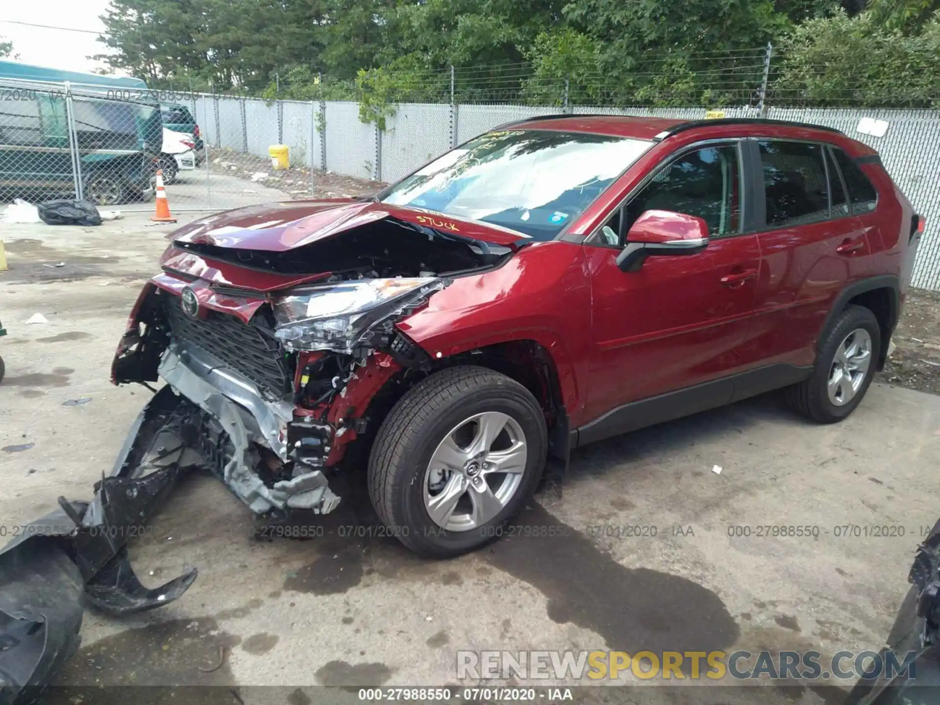 2 Photograph of a damaged car 2T3P1RFV5LW106284 TOYOTA RAV4 2020