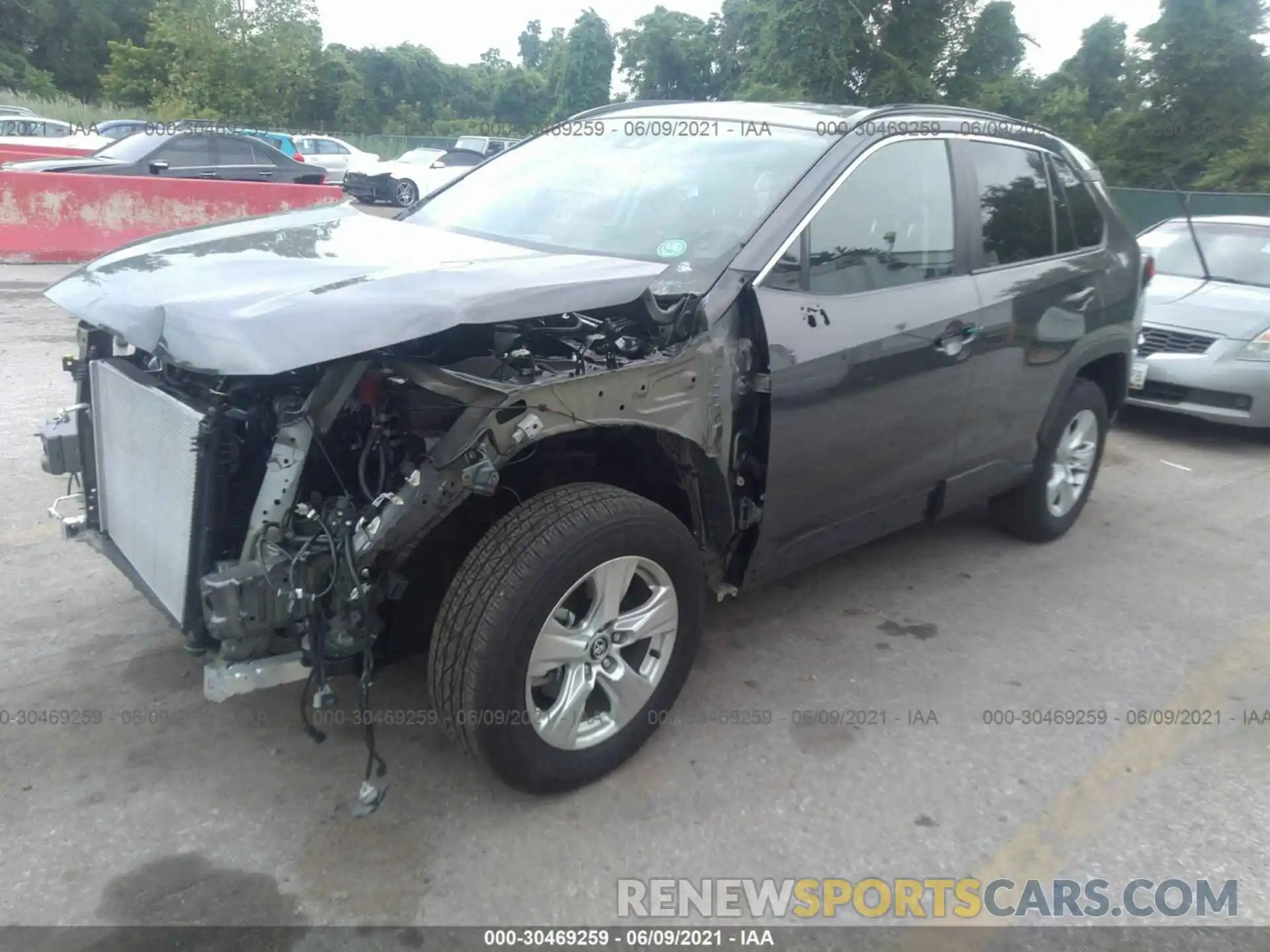 2 Photograph of a damaged car 2T3P1RFV5LW115955 TOYOTA RAV4 2020