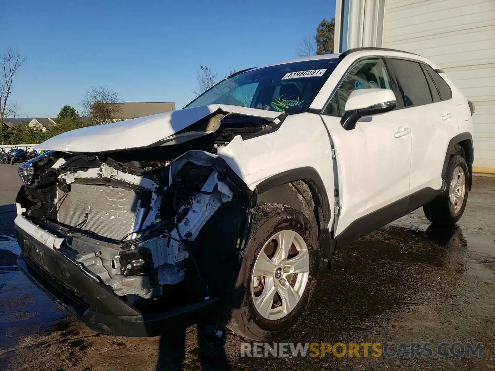 2 Photograph of a damaged car 2T3P1RFV5LW137003 TOYOTA RAV4 2020