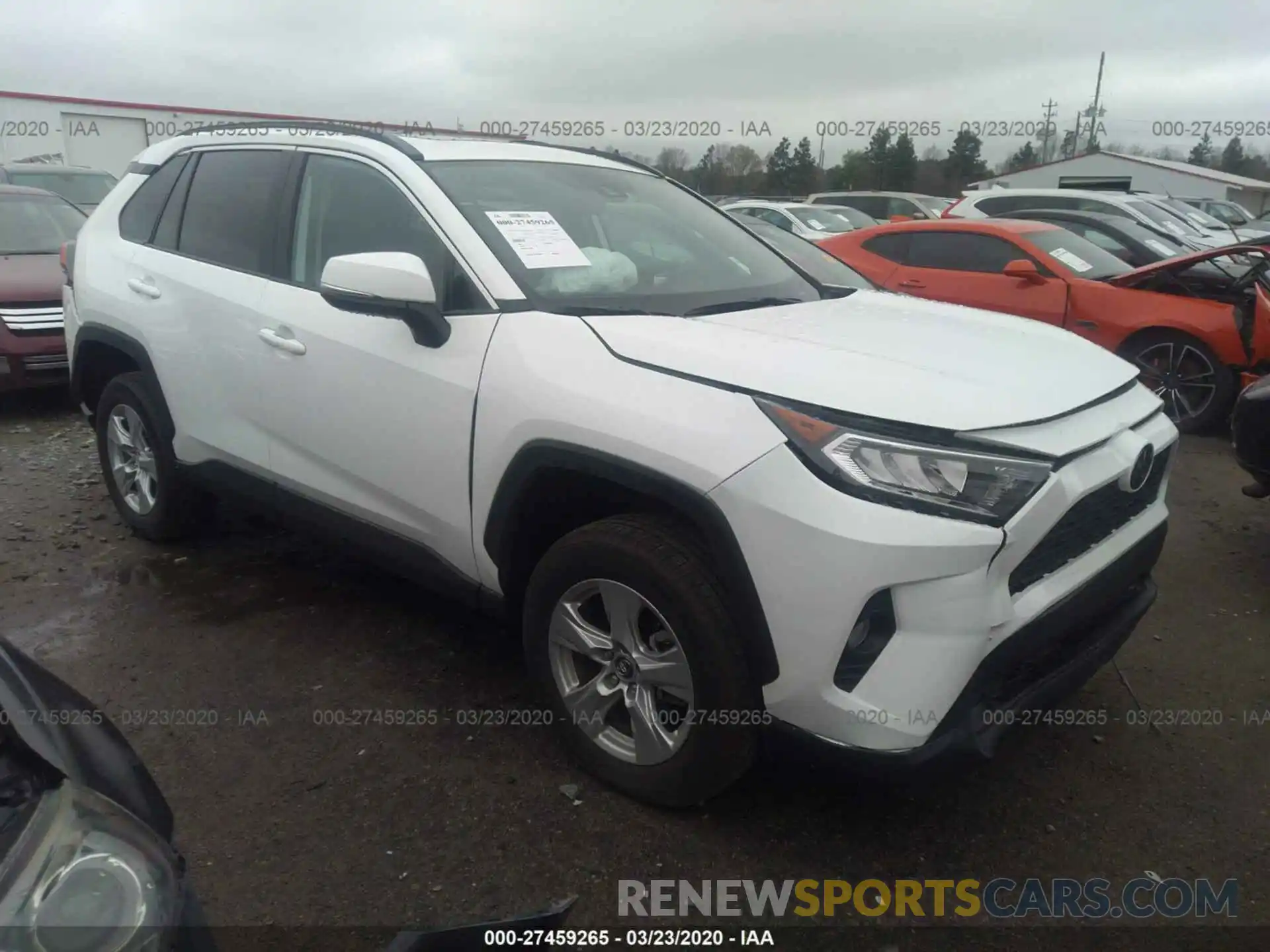 1 Photograph of a damaged car 2T3P1RFV6LC061115 TOYOTA RAV4 2020