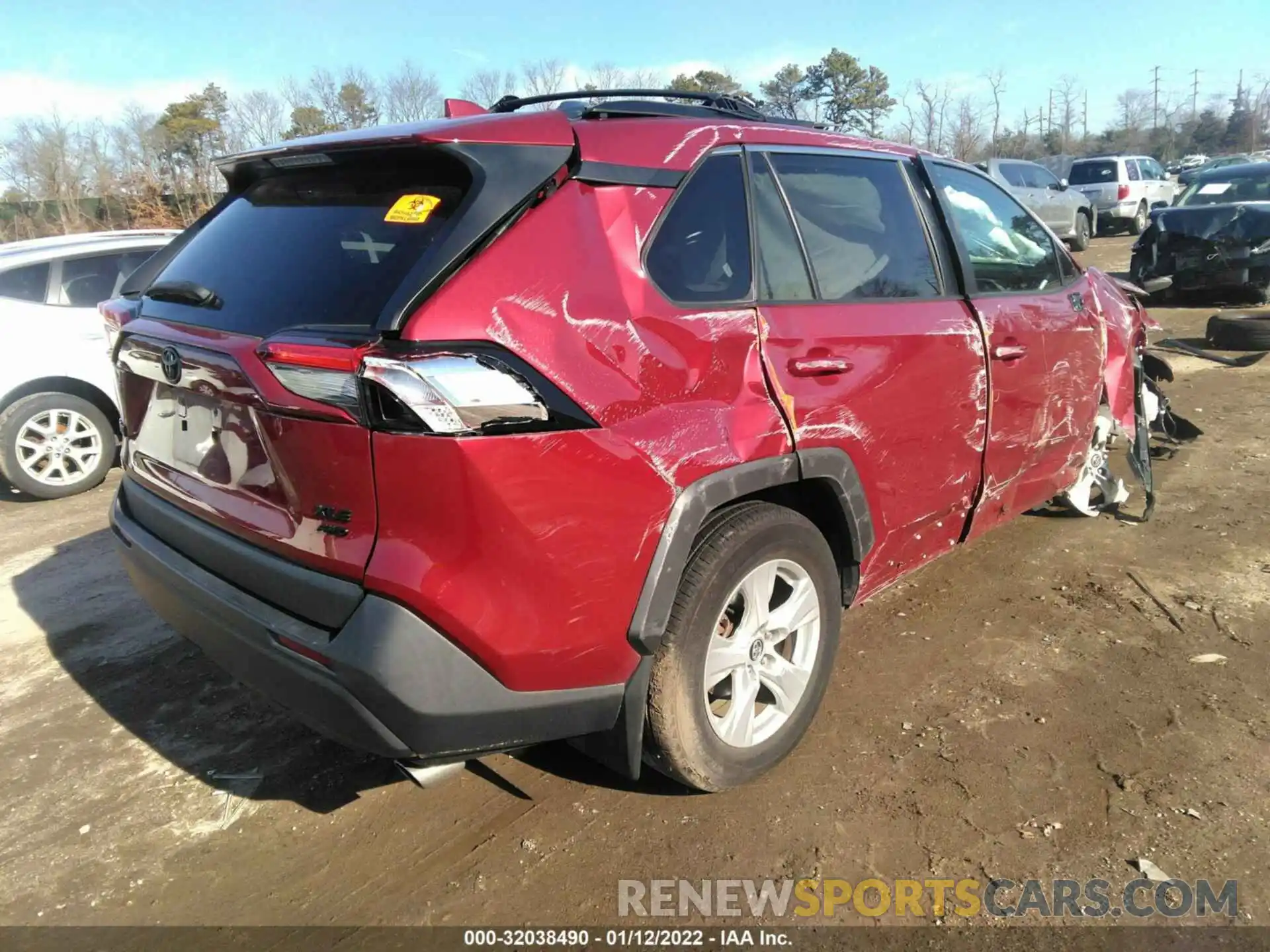 4 Photograph of a damaged car 2T3P1RFV6LC061566 TOYOTA RAV4 2020