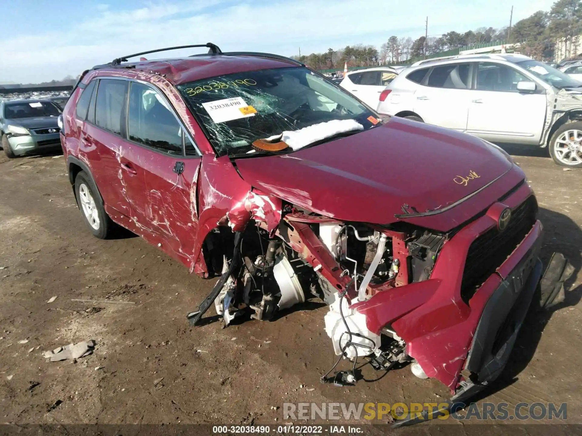 6 Photograph of a damaged car 2T3P1RFV6LC061566 TOYOTA RAV4 2020