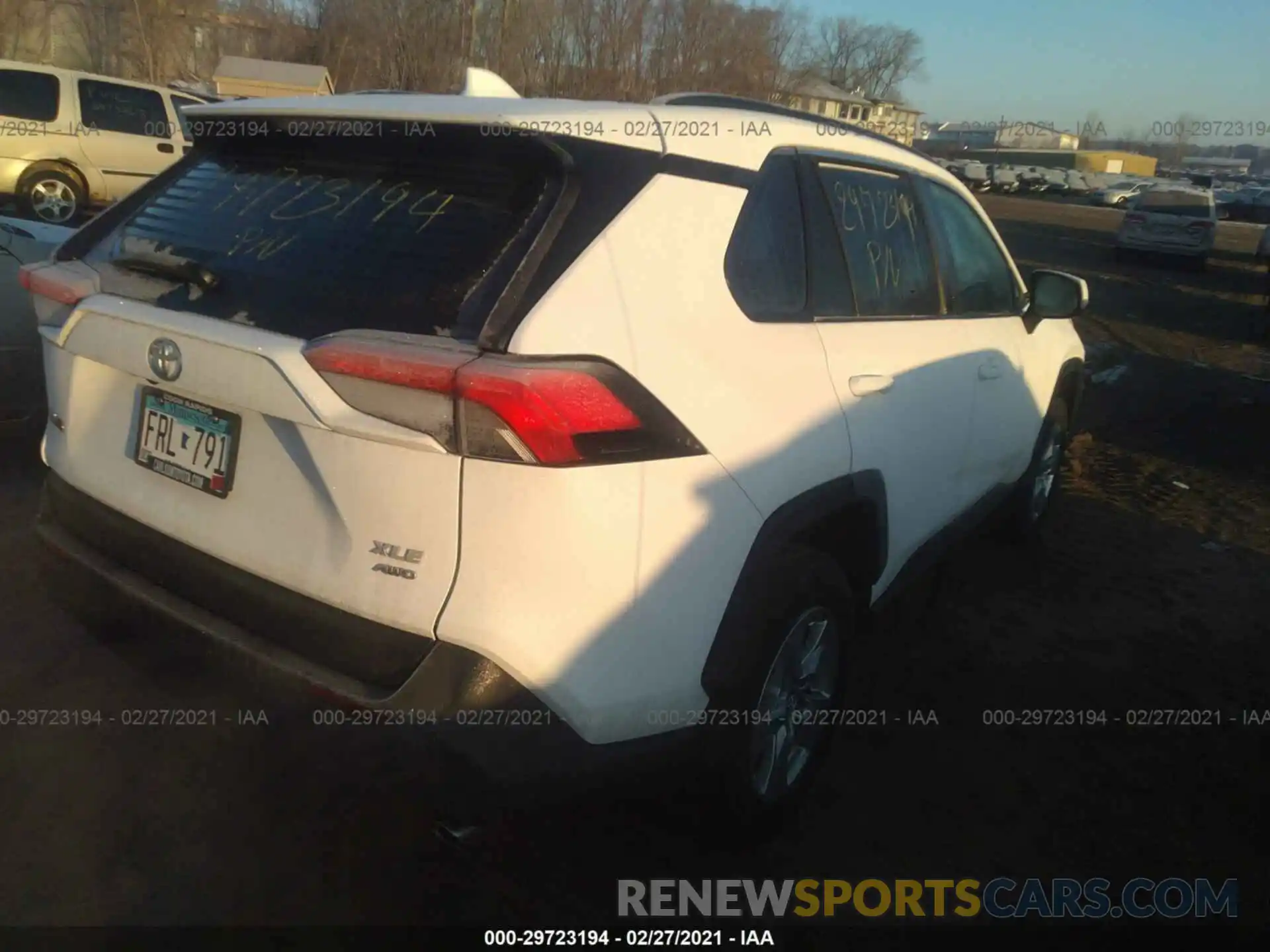 4 Photograph of a damaged car 2T3P1RFV6LC063401 TOYOTA RAV4 2020