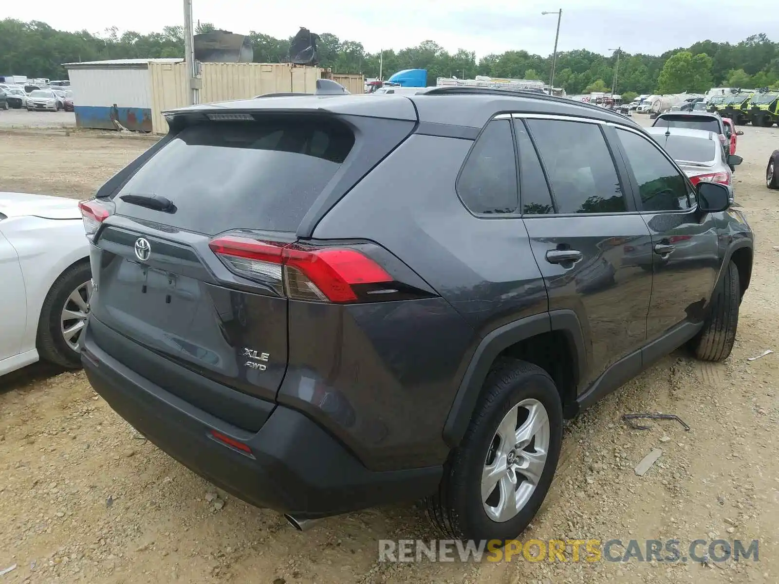 4 Photograph of a damaged car 2T3P1RFV6LC081834 TOYOTA RAV4 2020