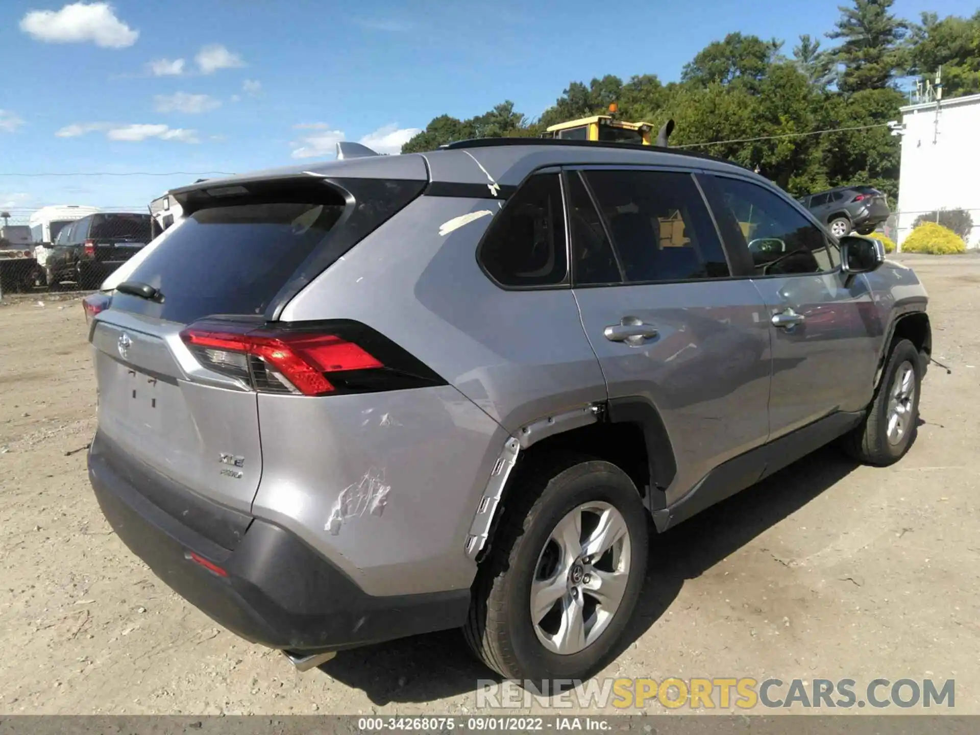 4 Photograph of a damaged car 2T3P1RFV6LC086662 TOYOTA RAV4 2020