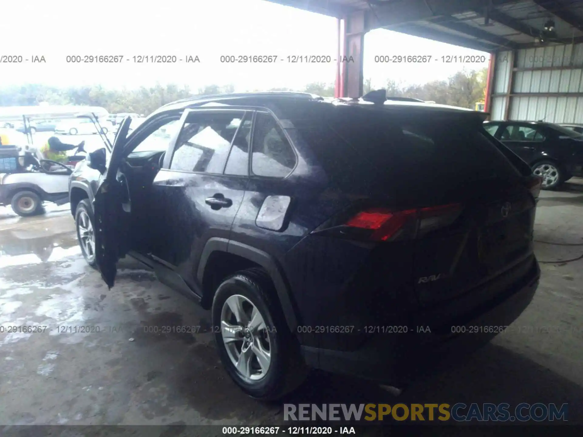 3 Фотография поврежденного автомобиля 2T3P1RFV6LC088251 TOYOTA RAV4 2020