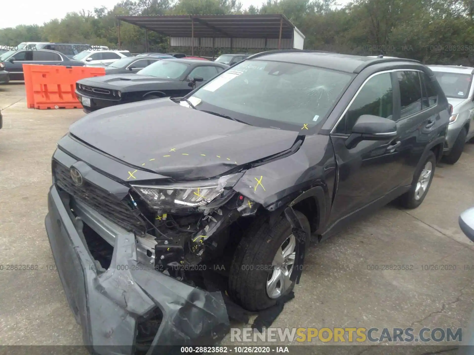 2 Photograph of a damaged car 2T3P1RFV6LC090887 TOYOTA RAV4 2020