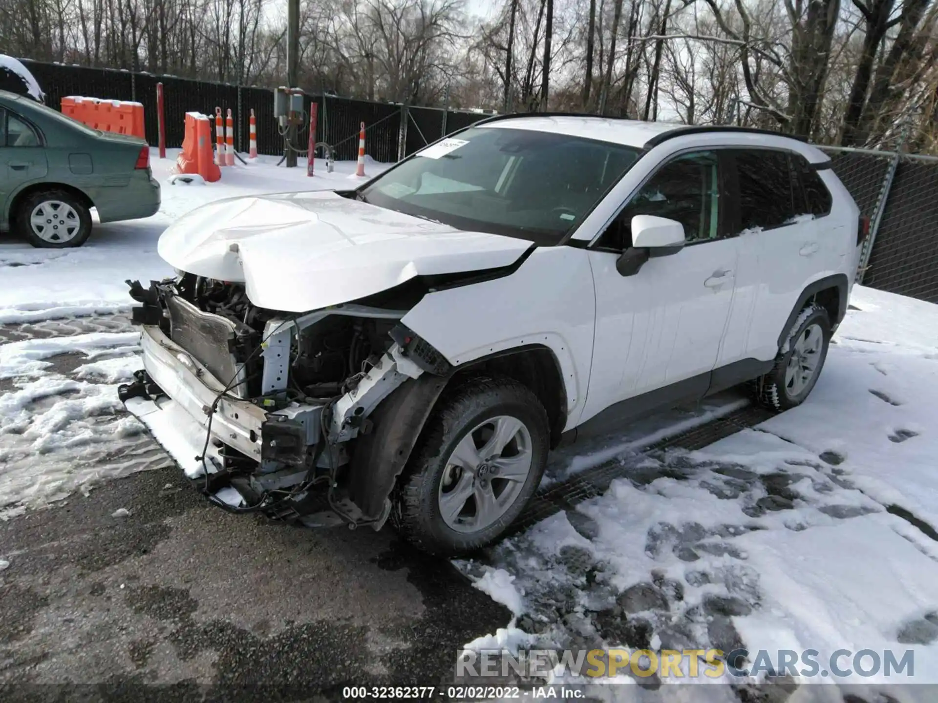 2 Photograph of a damaged car 2T3P1RFV6LC092770 TOYOTA RAV4 2020