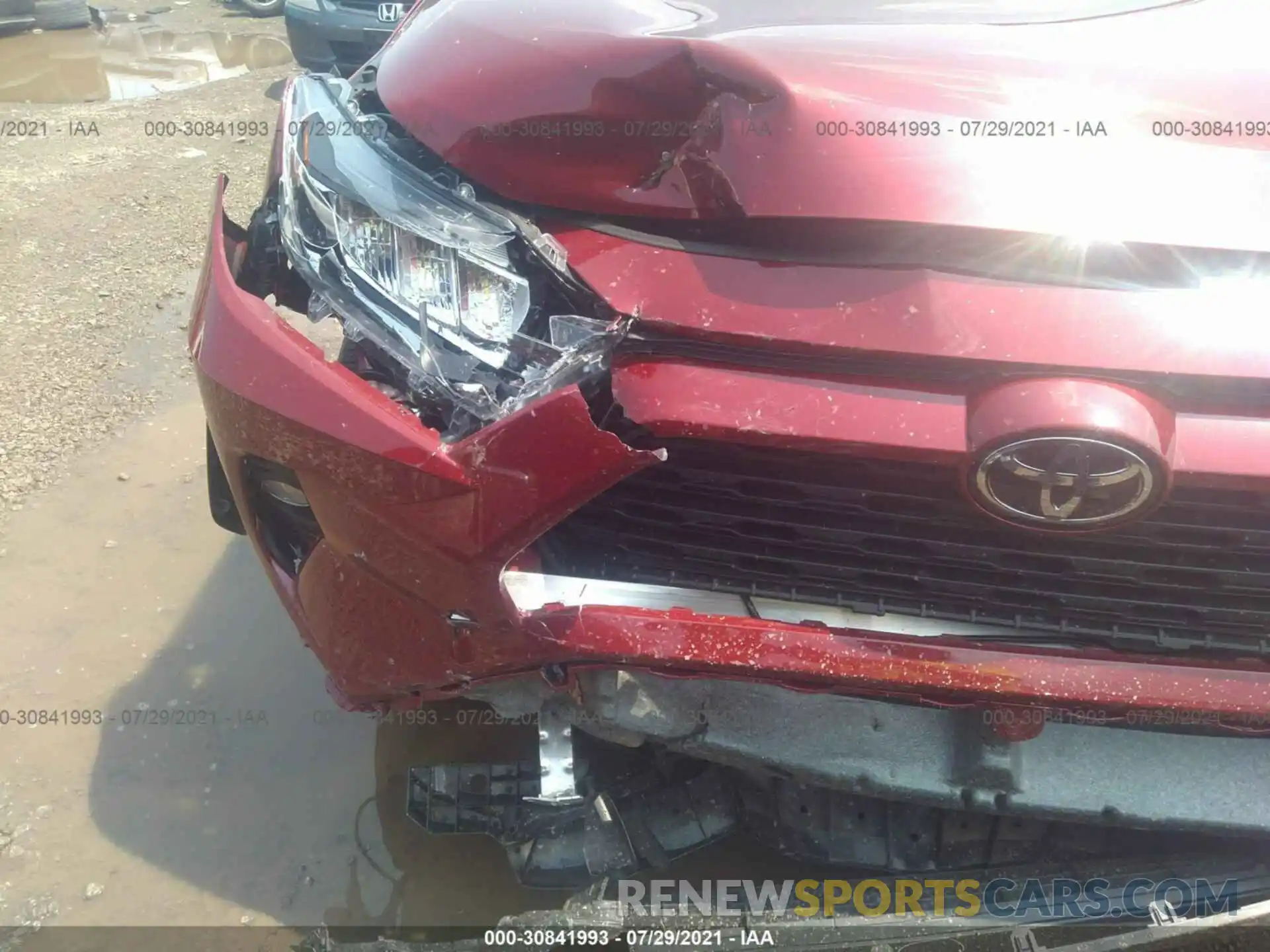 6 Photograph of a damaged car 2T3P1RFV6LC098049 TOYOTA RAV4 2020