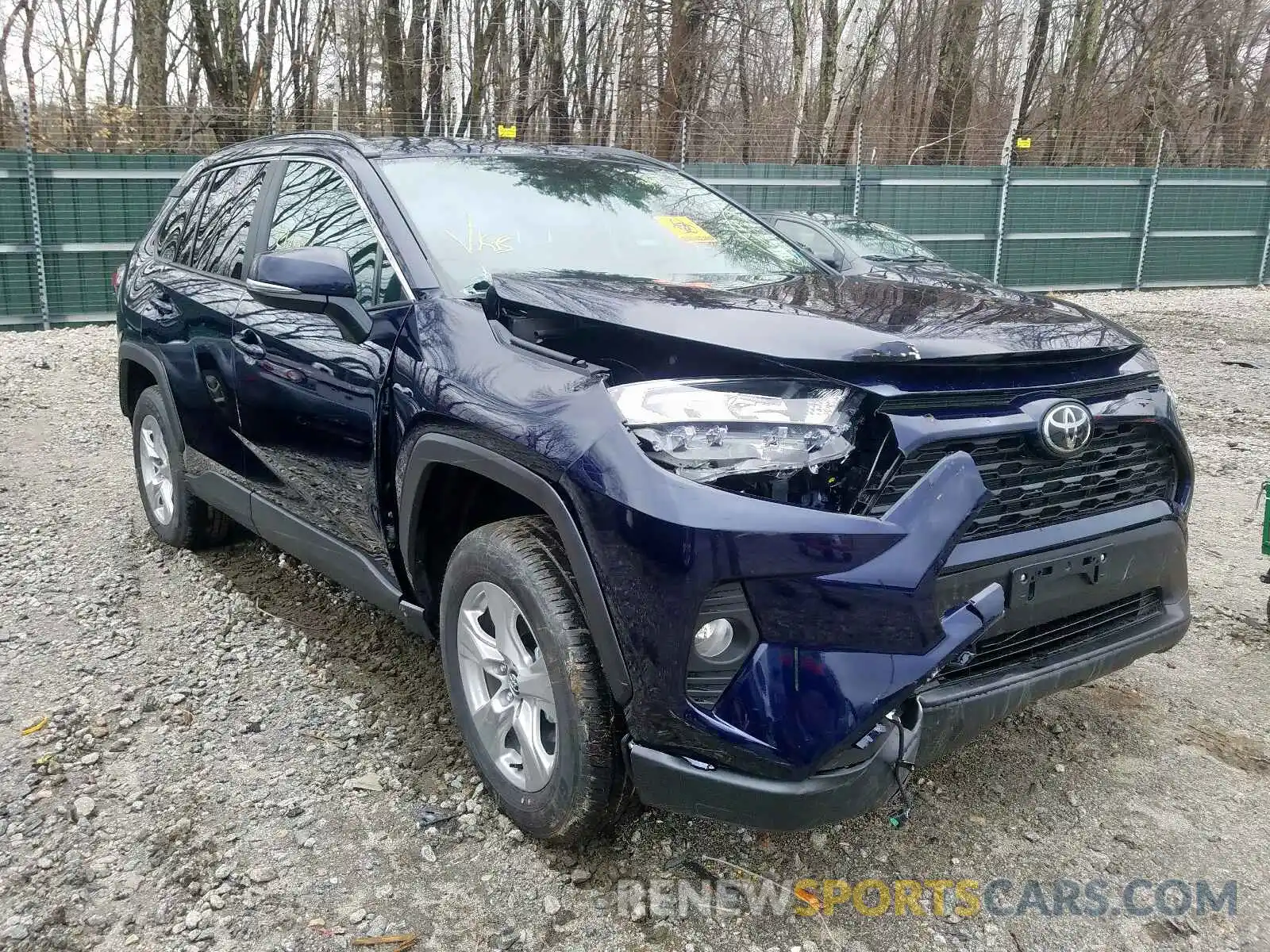 1 Photograph of a damaged car 2T3P1RFV6LC100043 TOYOTA RAV4 2020