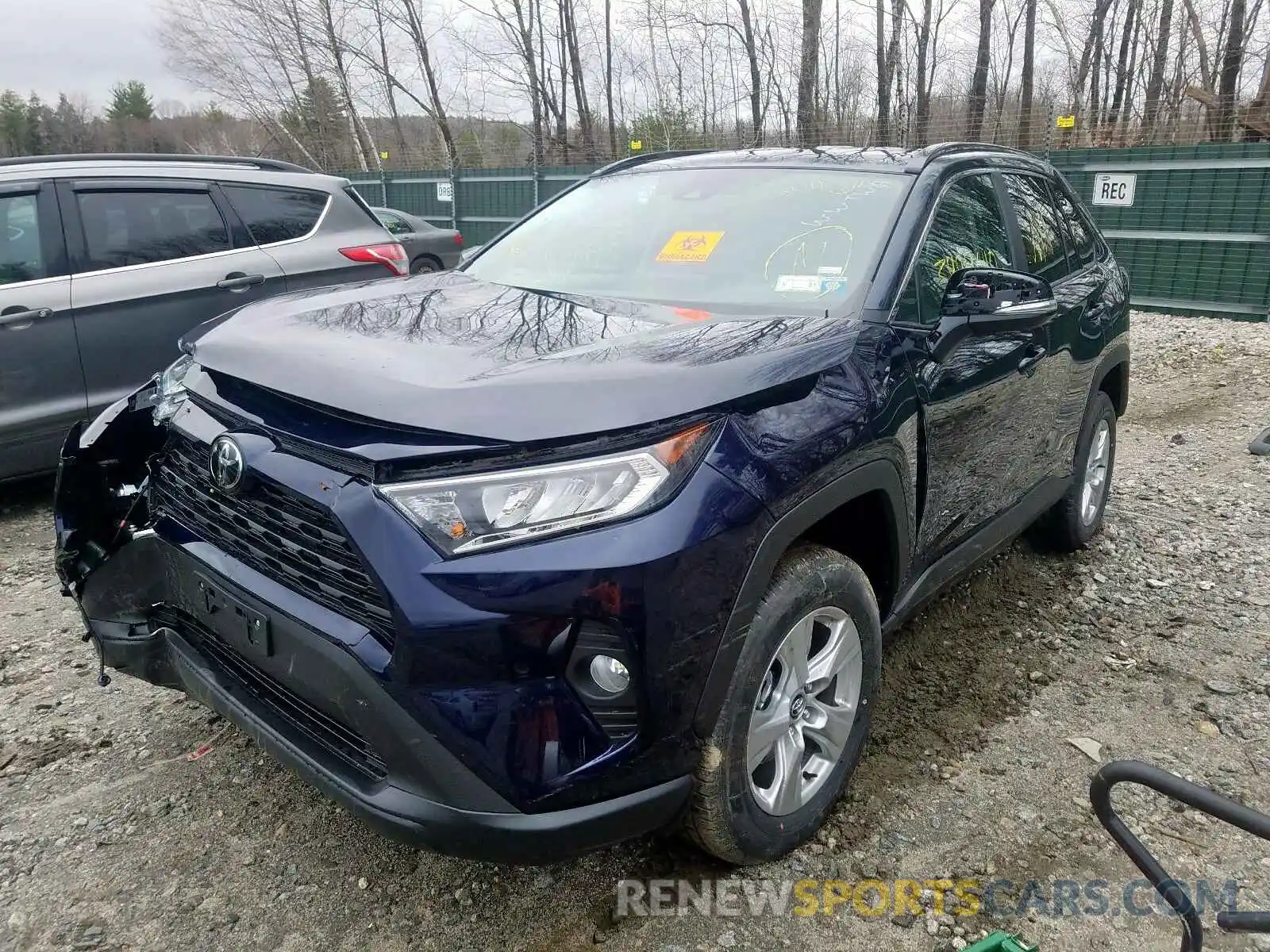 2 Photograph of a damaged car 2T3P1RFV6LC100043 TOYOTA RAV4 2020