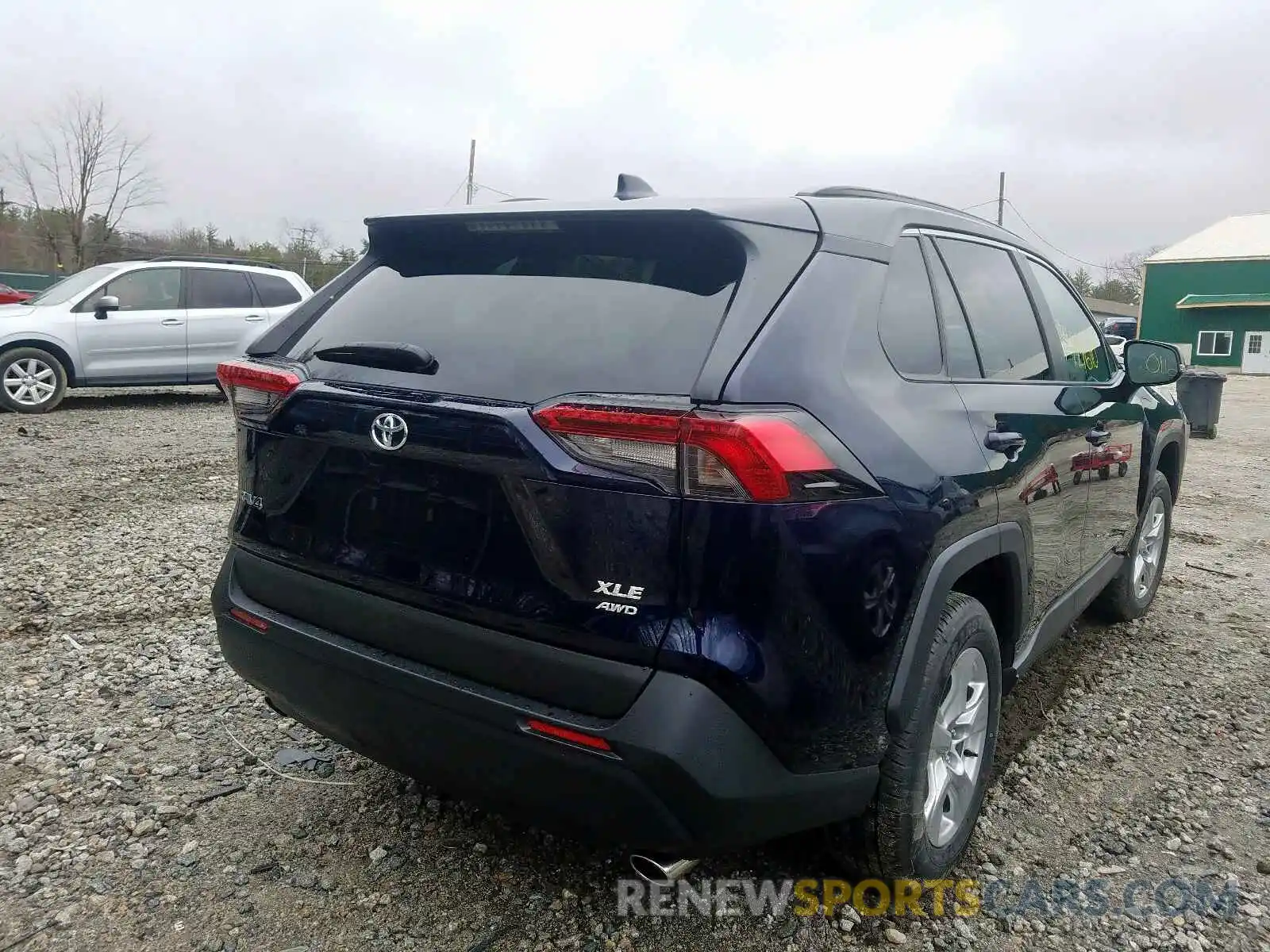 4 Photograph of a damaged car 2T3P1RFV6LC100043 TOYOTA RAV4 2020