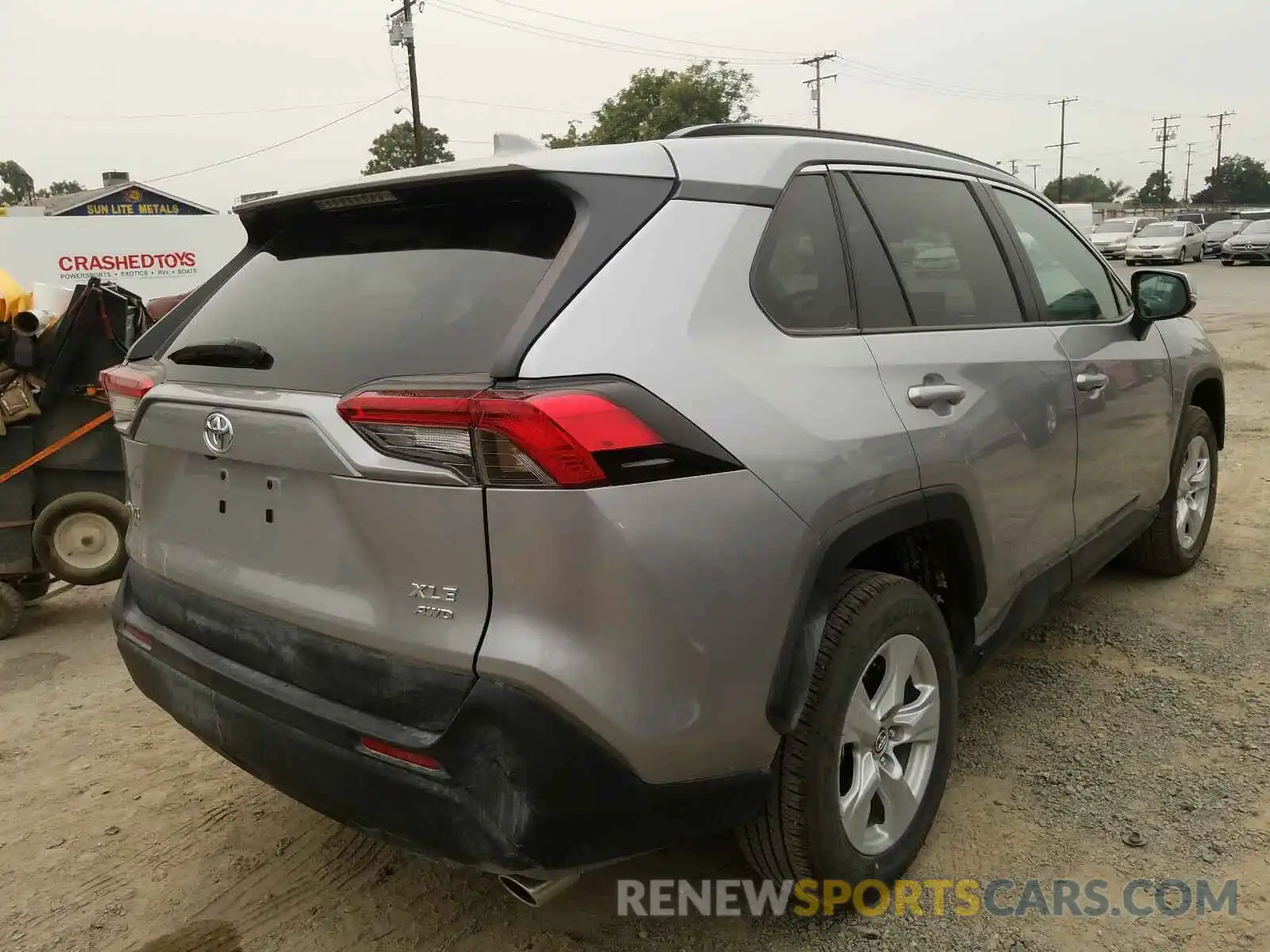 4 Photograph of a damaged car 2T3P1RFV6LC101130 TOYOTA RAV4 2020