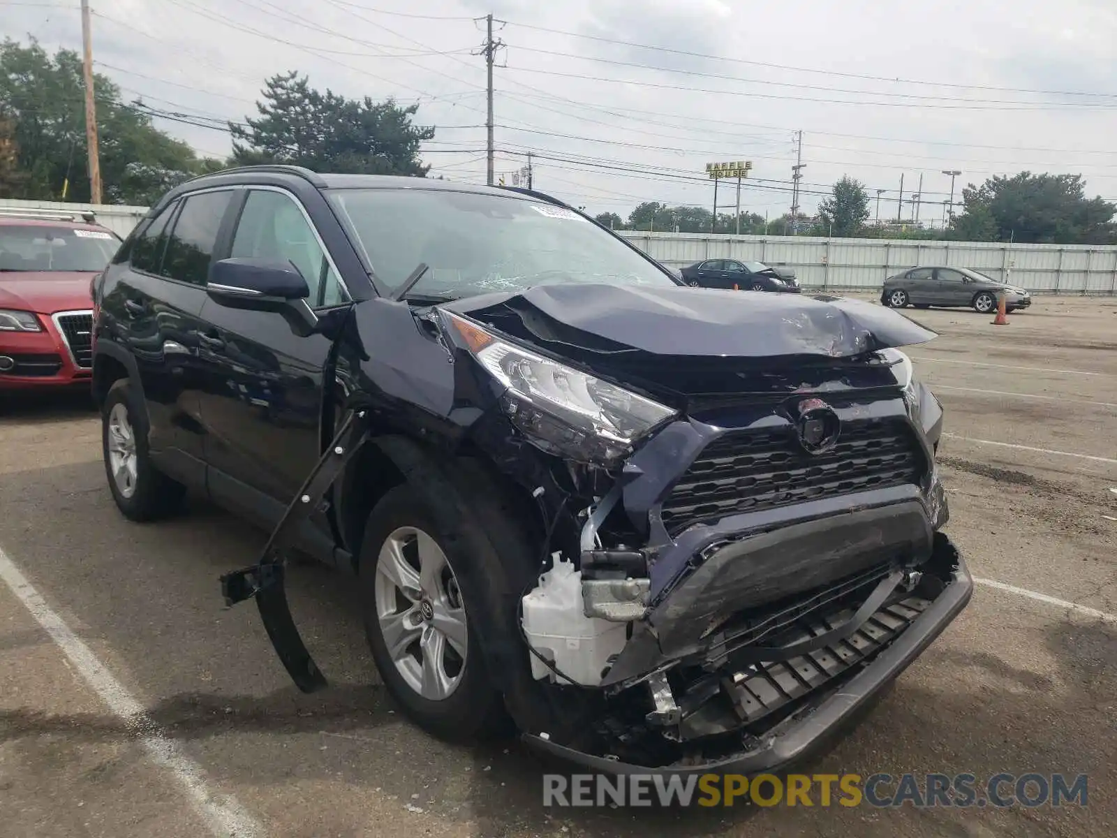 1 Photograph of a damaged car 2T3P1RFV6LC105176 TOYOTA RAV4 2020