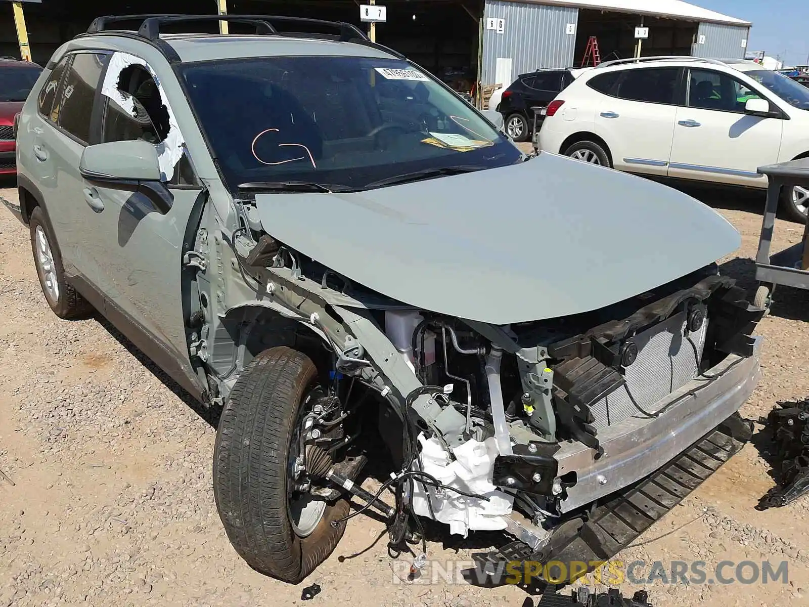 1 Photograph of a damaged car 2T3P1RFV6LC112645 TOYOTA RAV4 2020