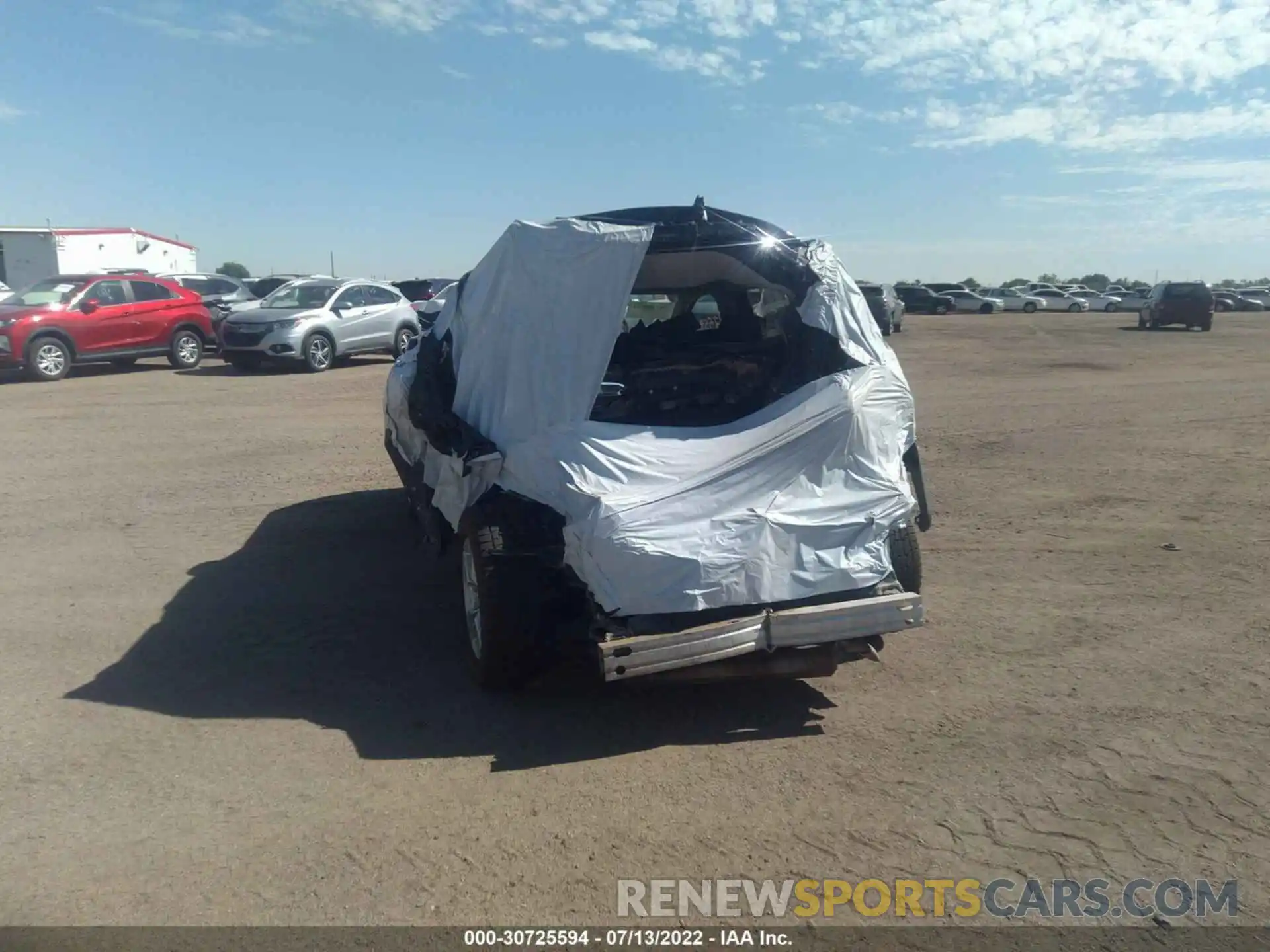 6 Photograph of a damaged car 2T3P1RFV6LC121748 TOYOTA RAV4 2020