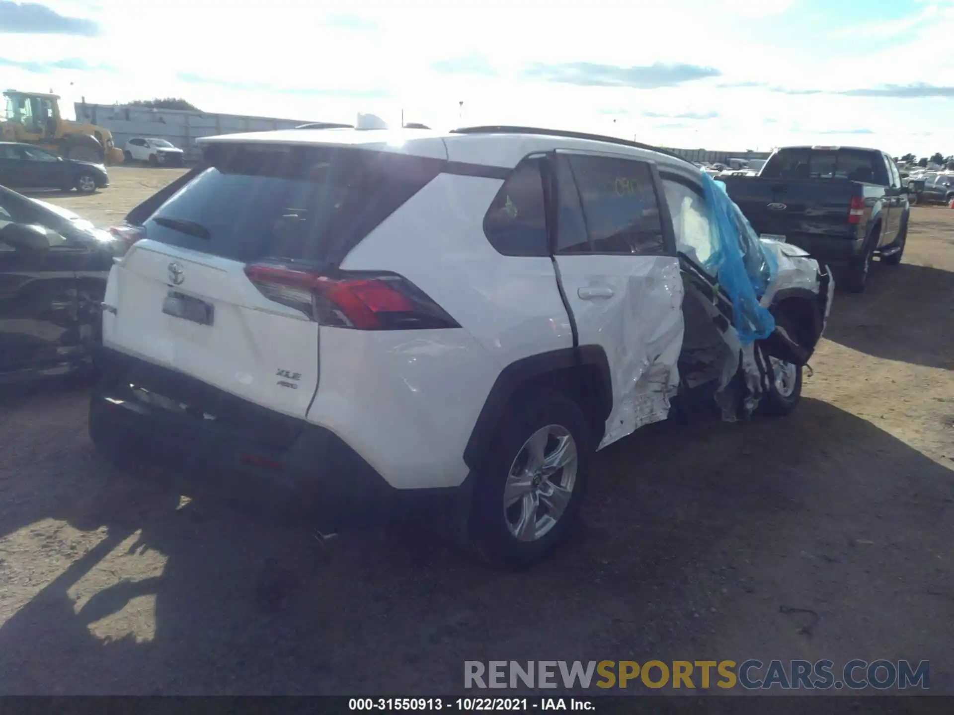 4 Photograph of a damaged car 2T3P1RFV6LC124195 TOYOTA RAV4 2020