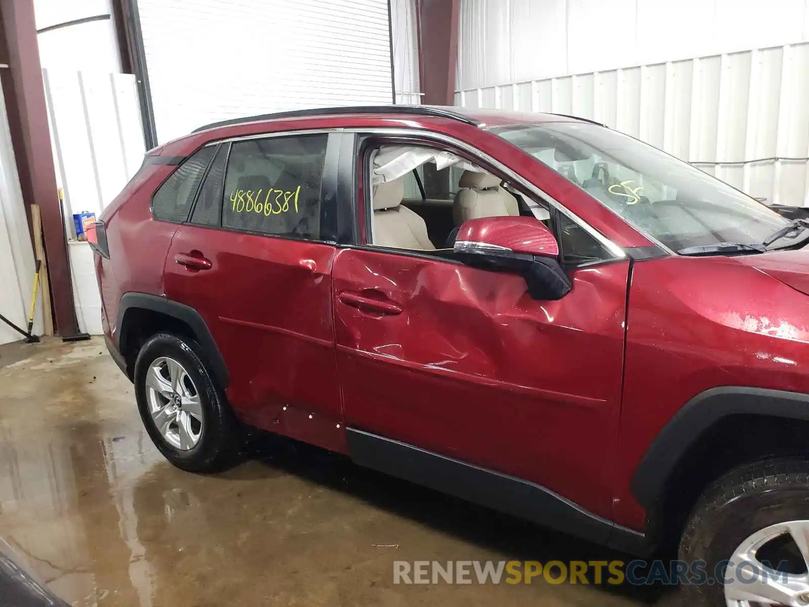 9 Photograph of a damaged car 2T3P1RFV6LC124908 TOYOTA RAV4 2020