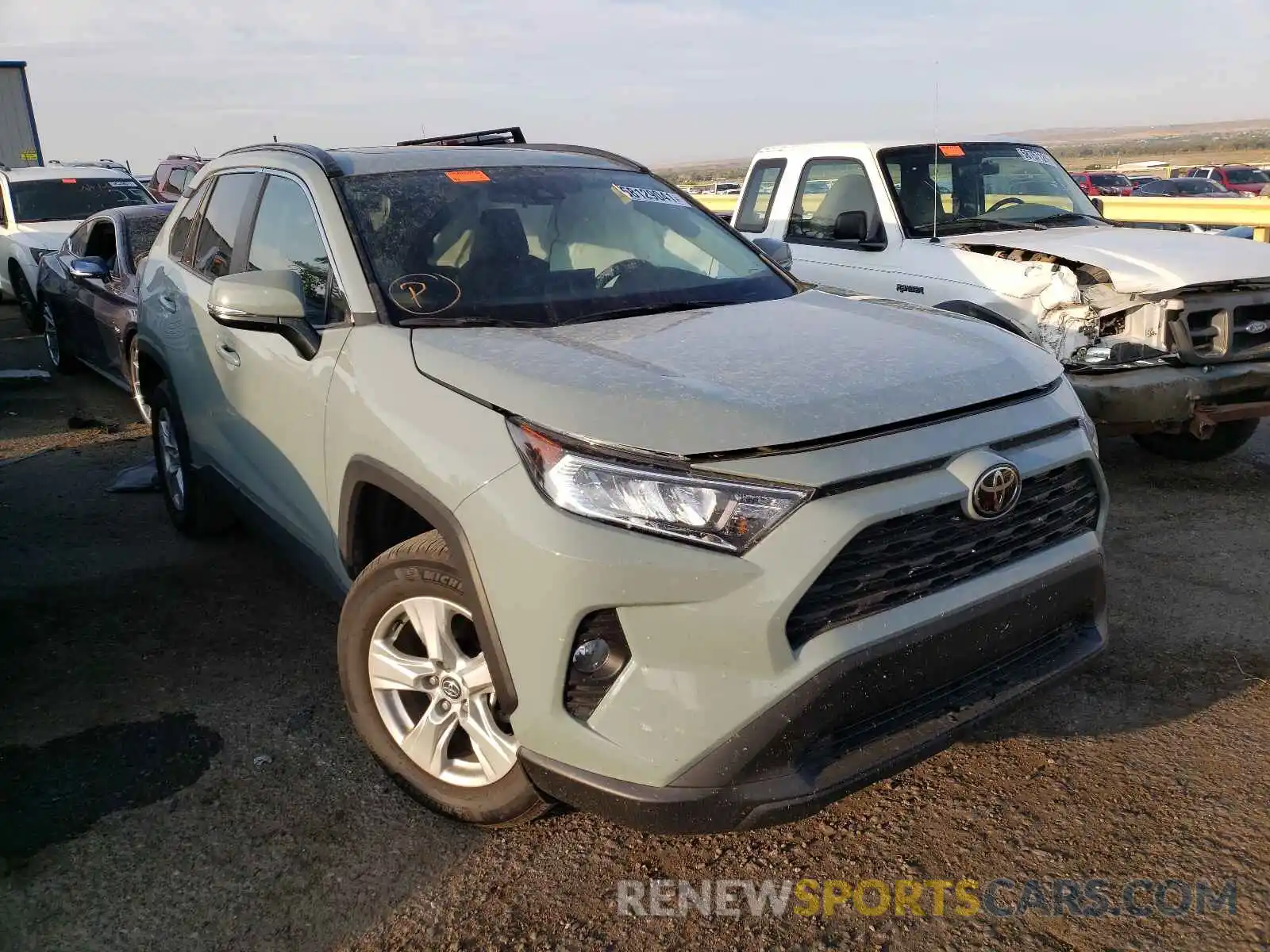 1 Photograph of a damaged car 2T3P1RFV6LC126061 TOYOTA RAV4 2020